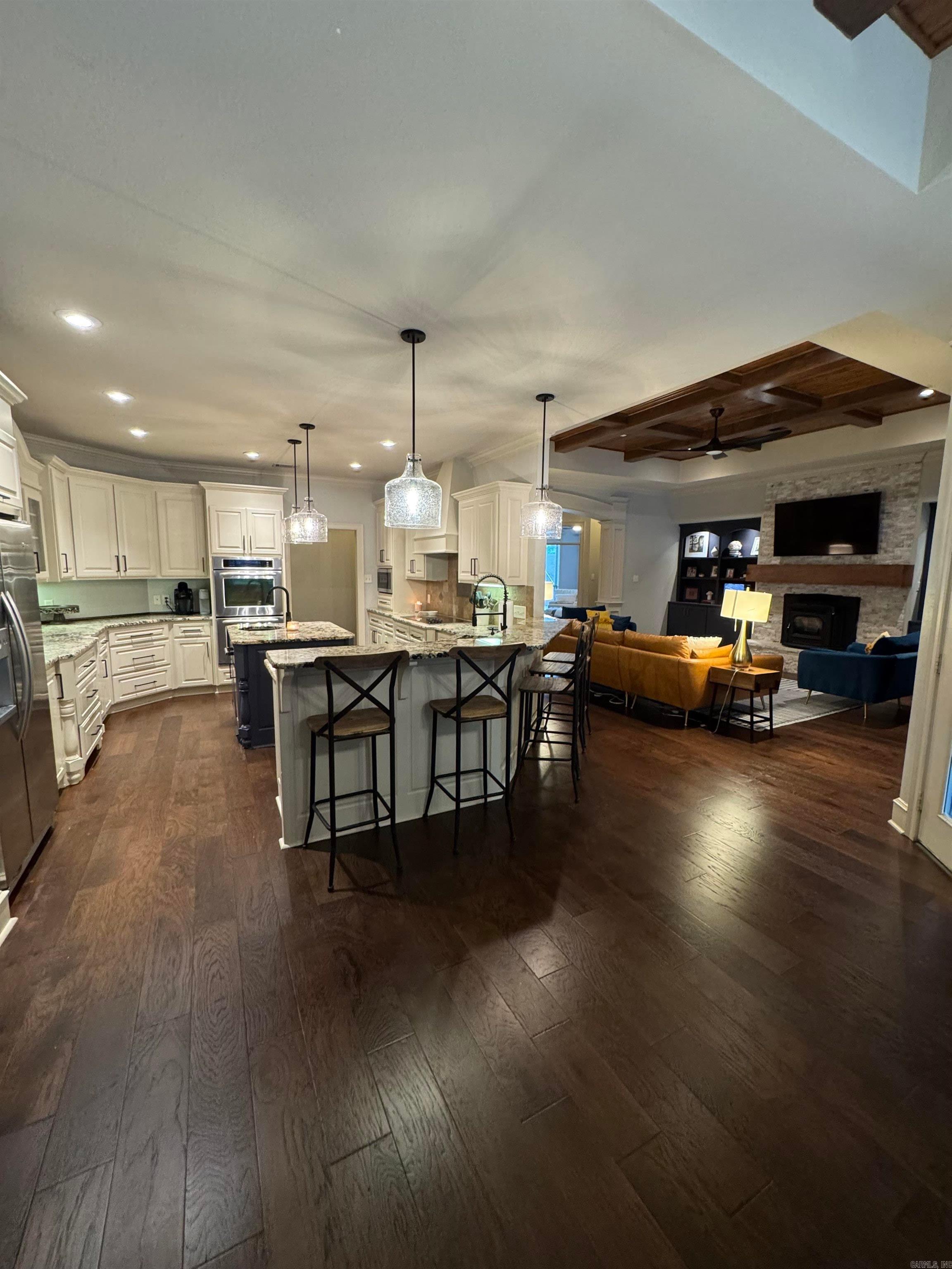 WELLINGTON - Residential