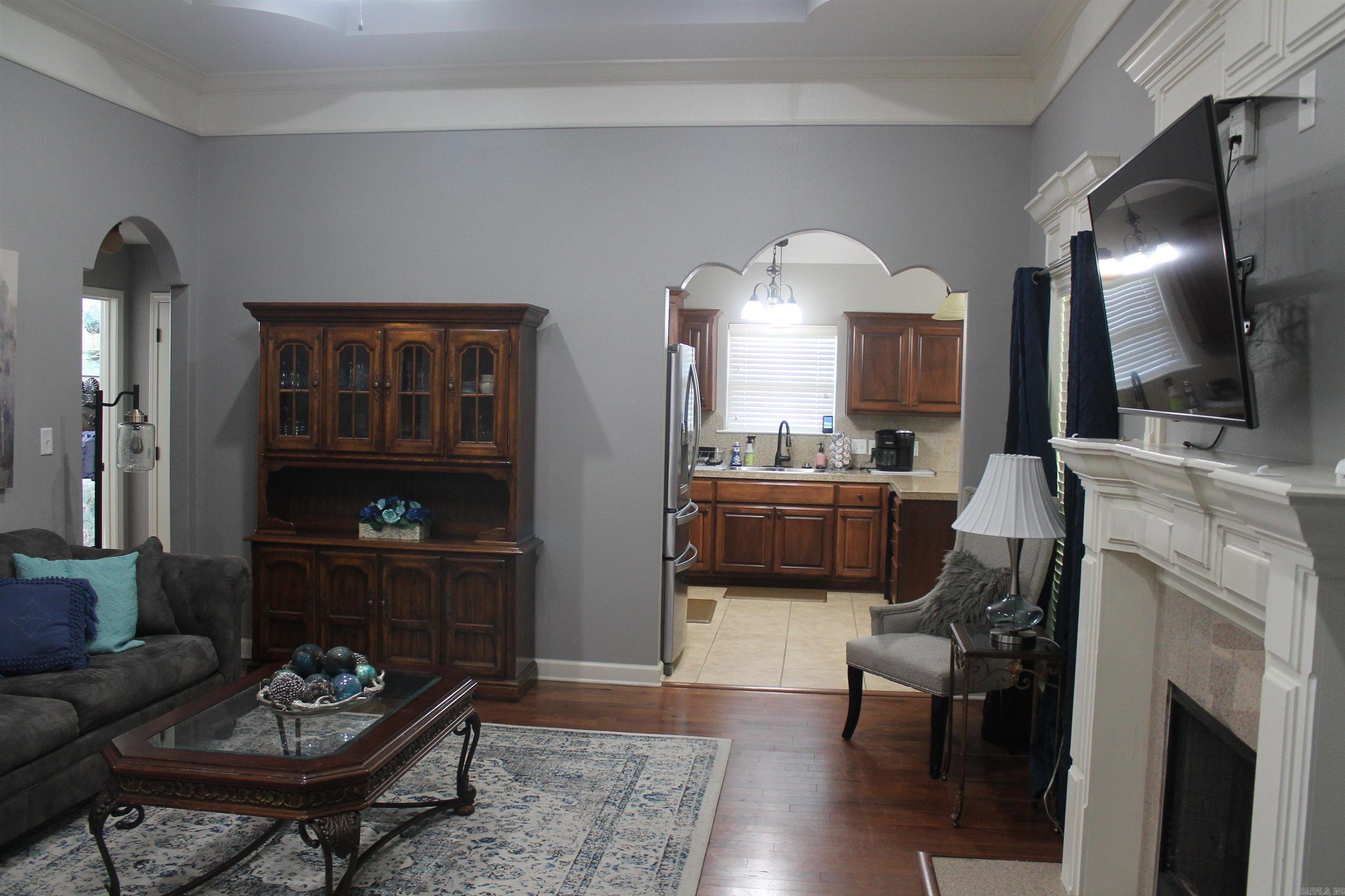 SUNSET VALLEY - Residential