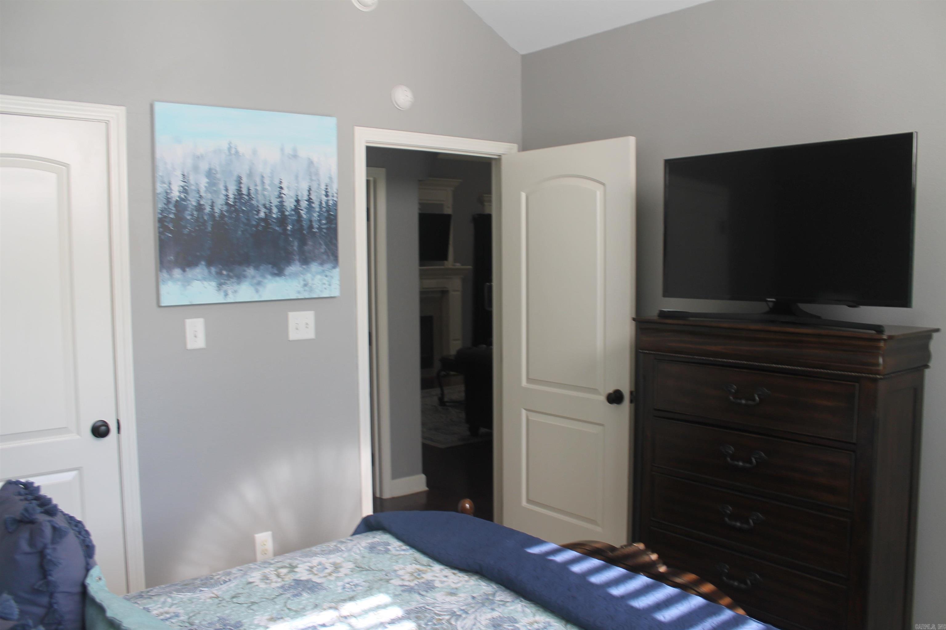 SUNSET VALLEY - Residential