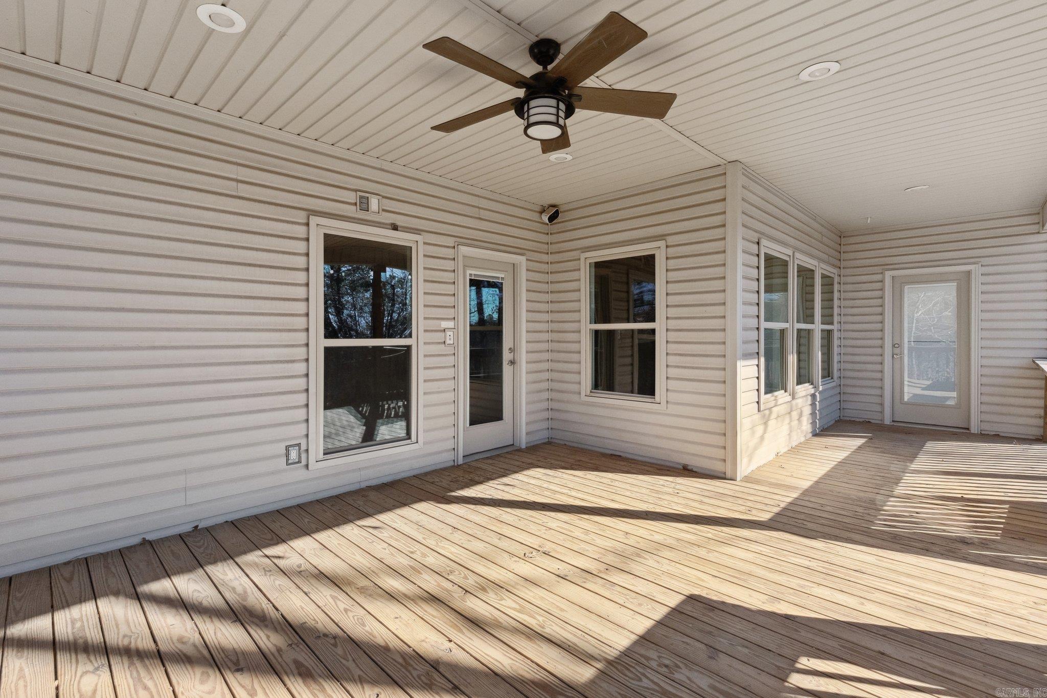 PINEWOOD ESTATES - Residential