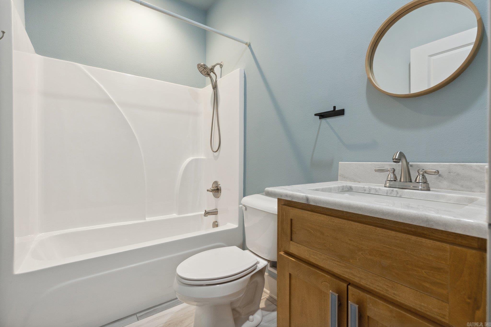 PINEWOOD ESTATES - Residential