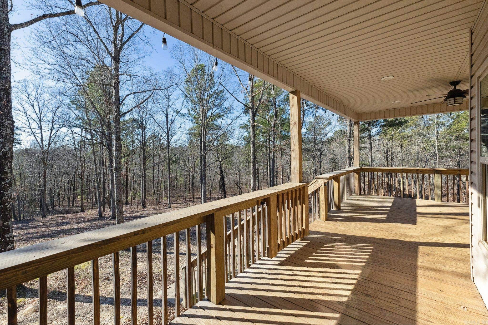 PINEWOOD ESTATES - Residential