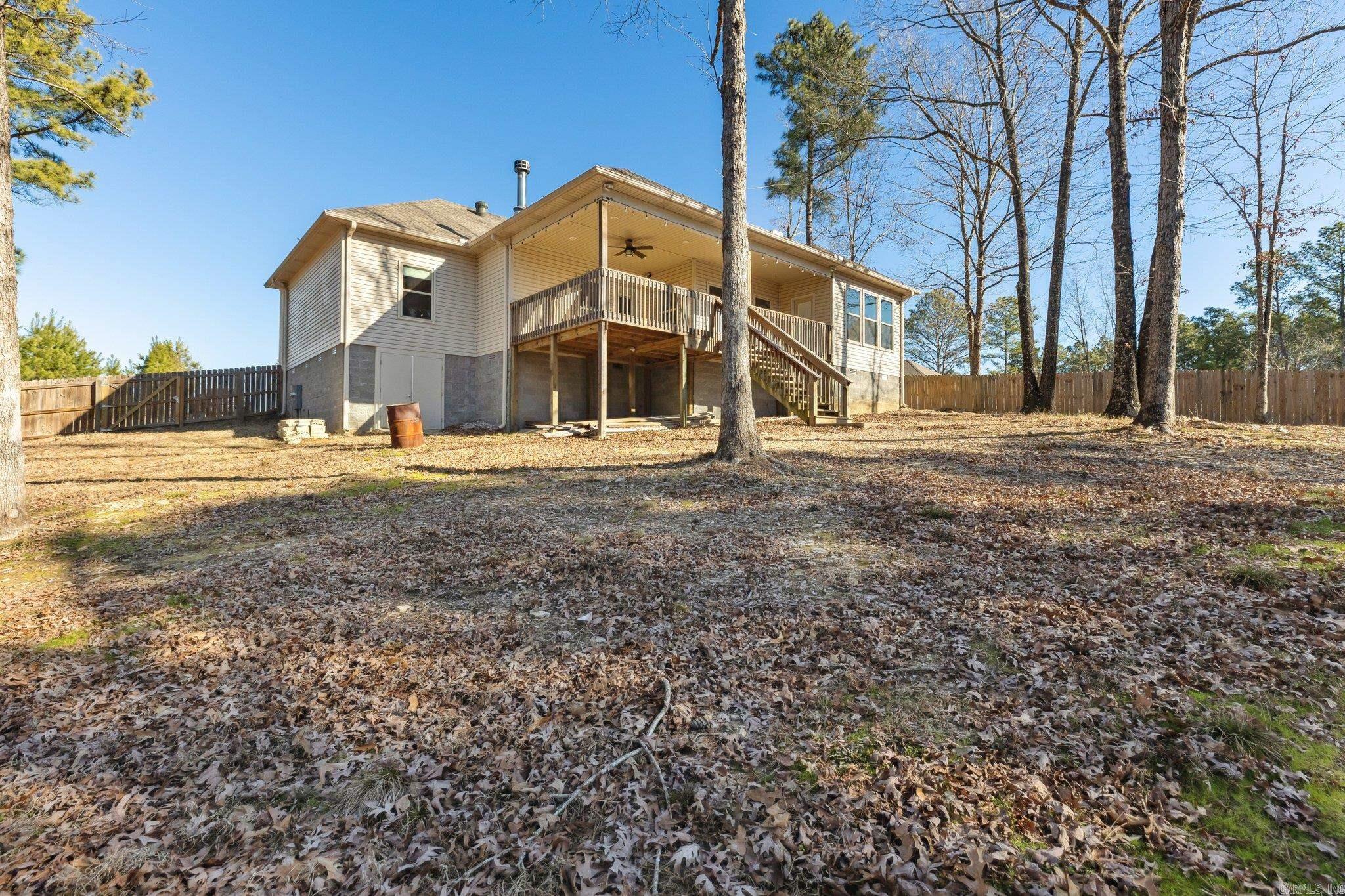 PINEWOOD ESTATES - Residential