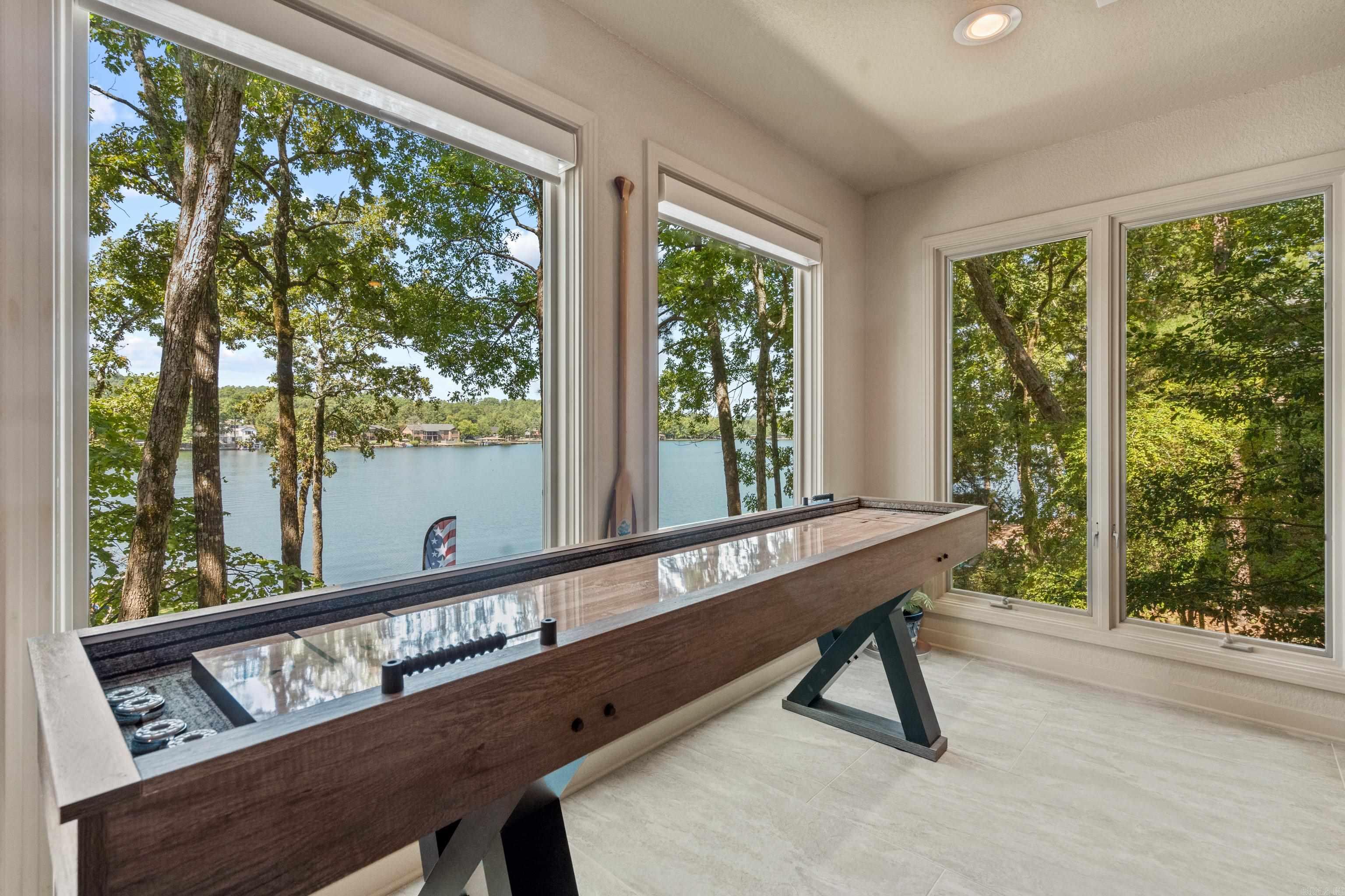 Saldana - Residential