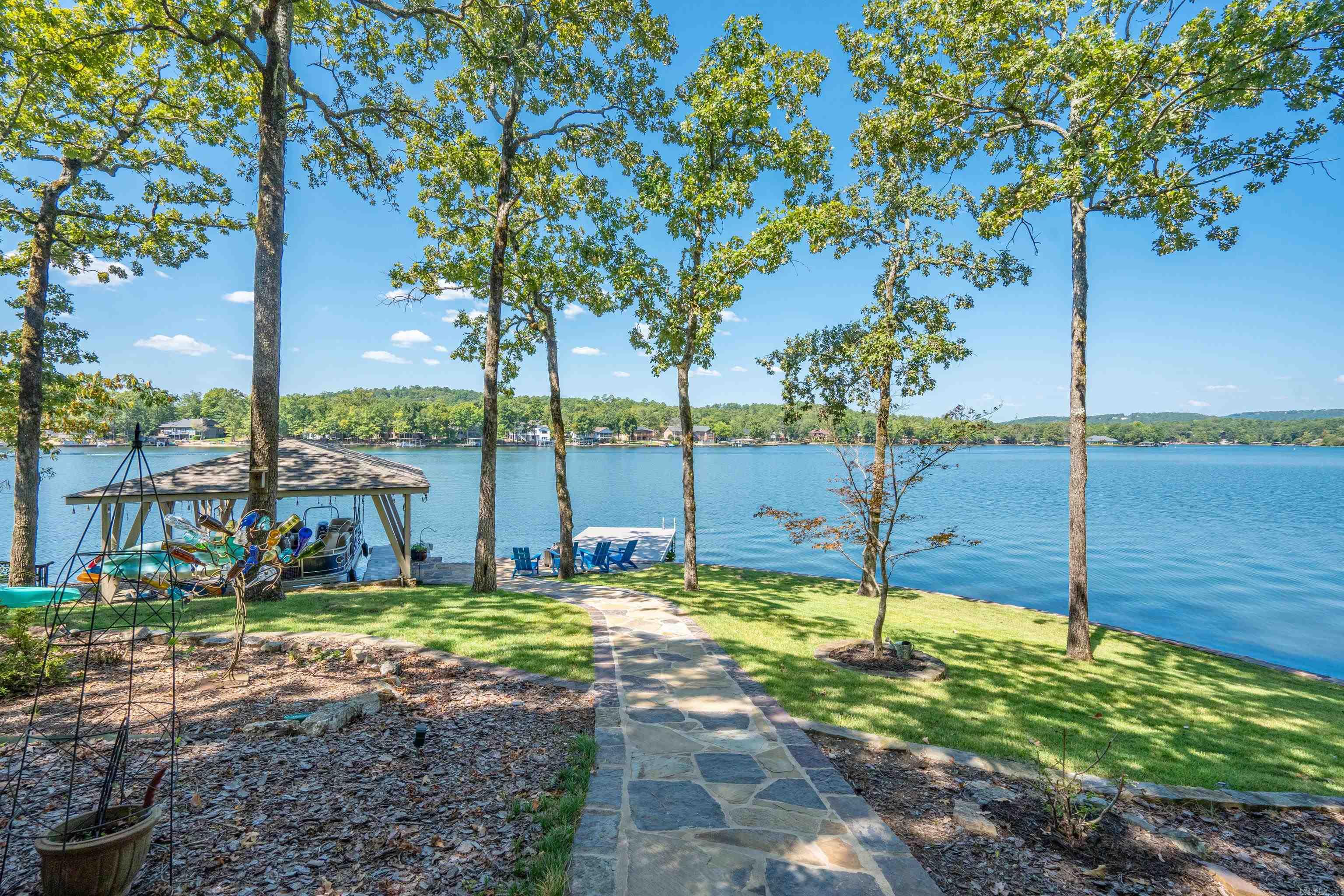 Saldana - Residential