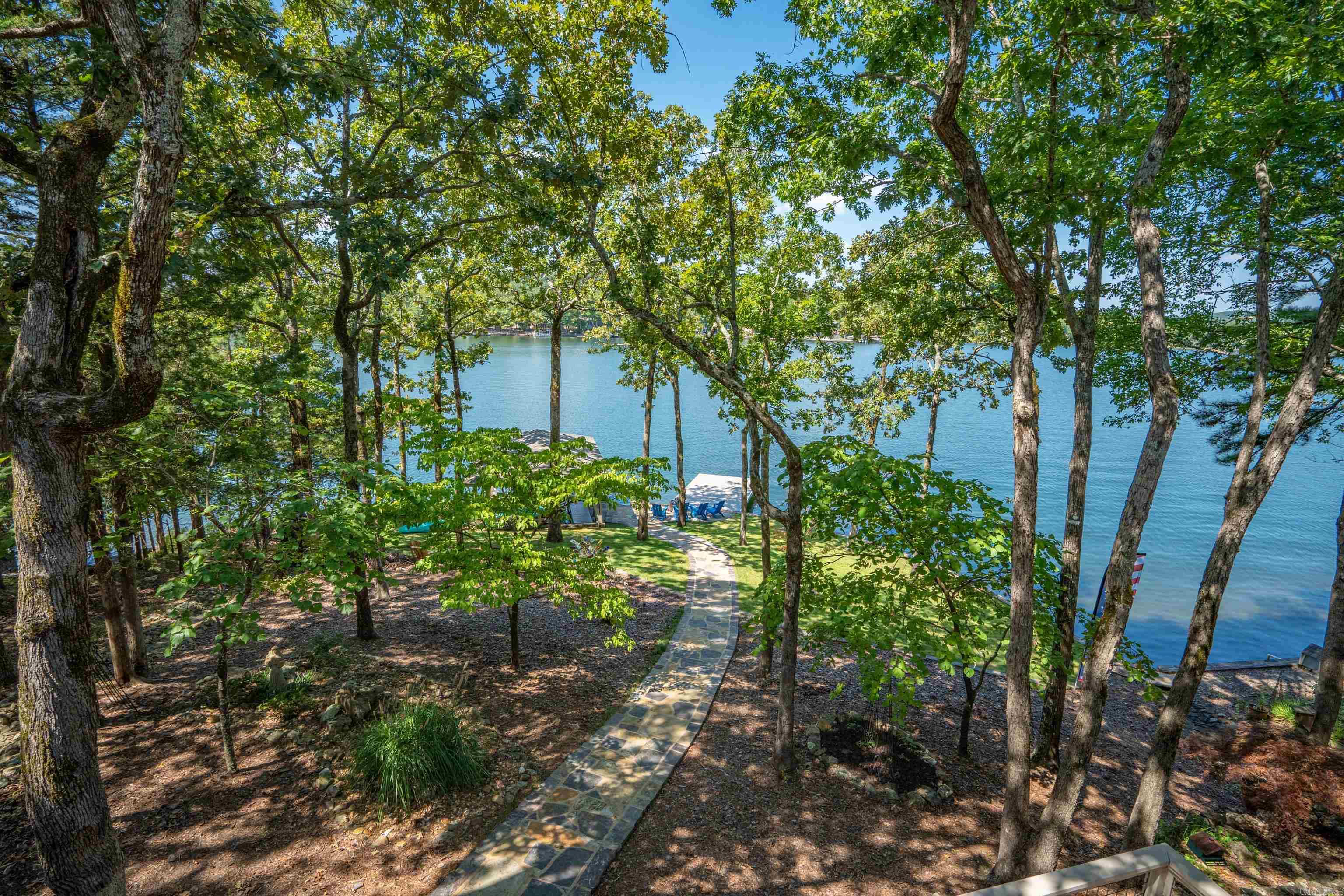 Saldana - Residential