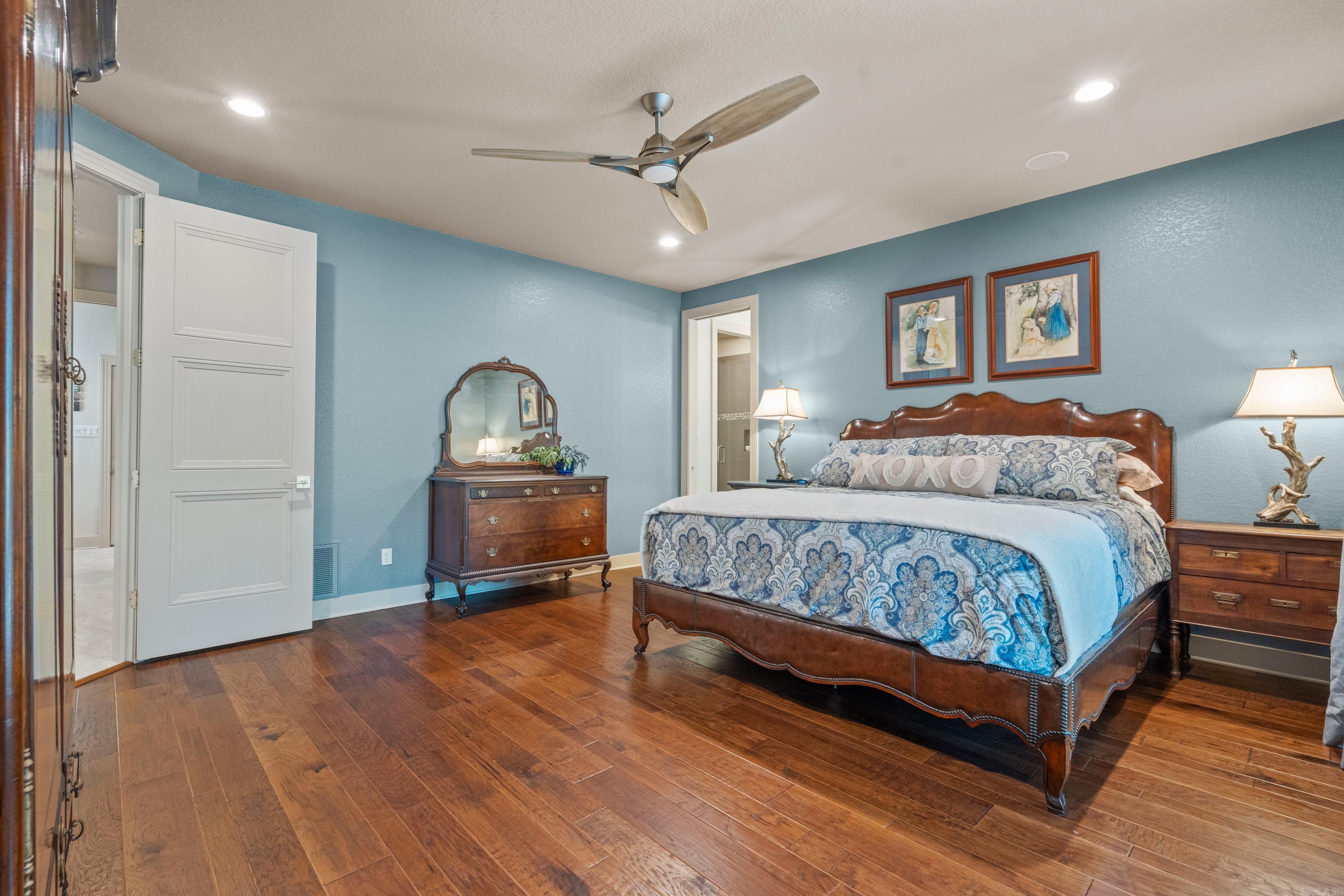 Saldana - Residential