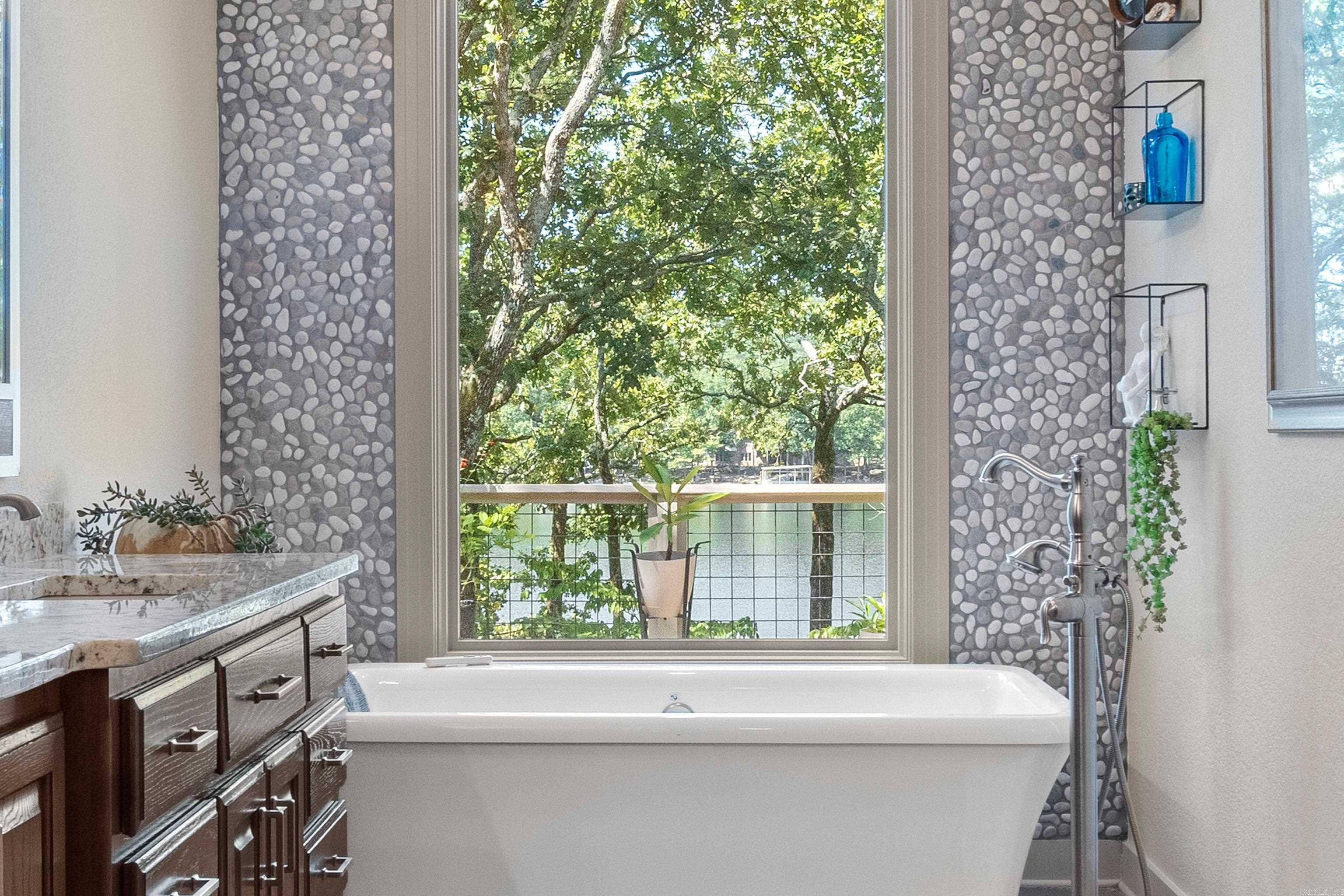 Saldana - Residential