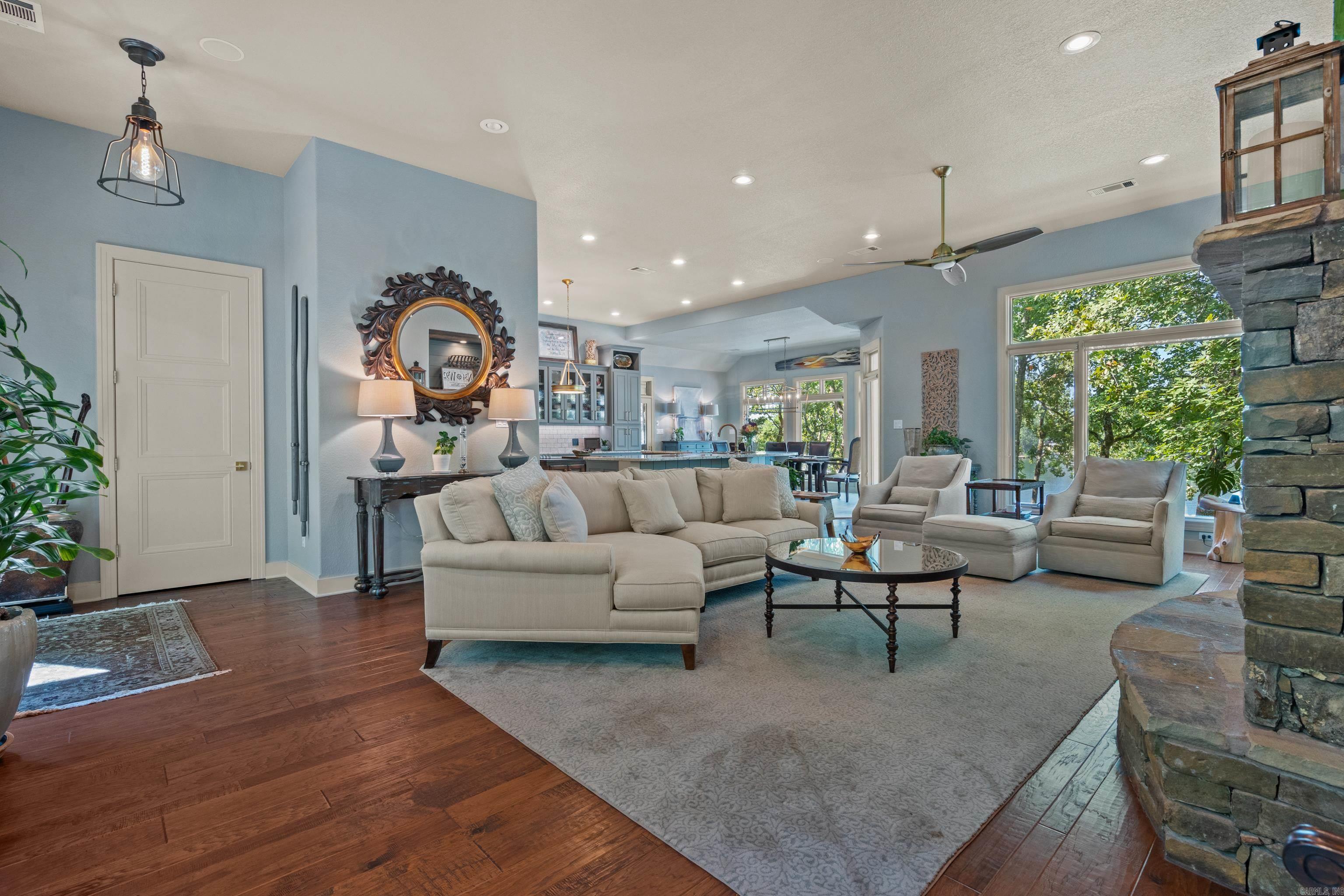 Saldana - Residential