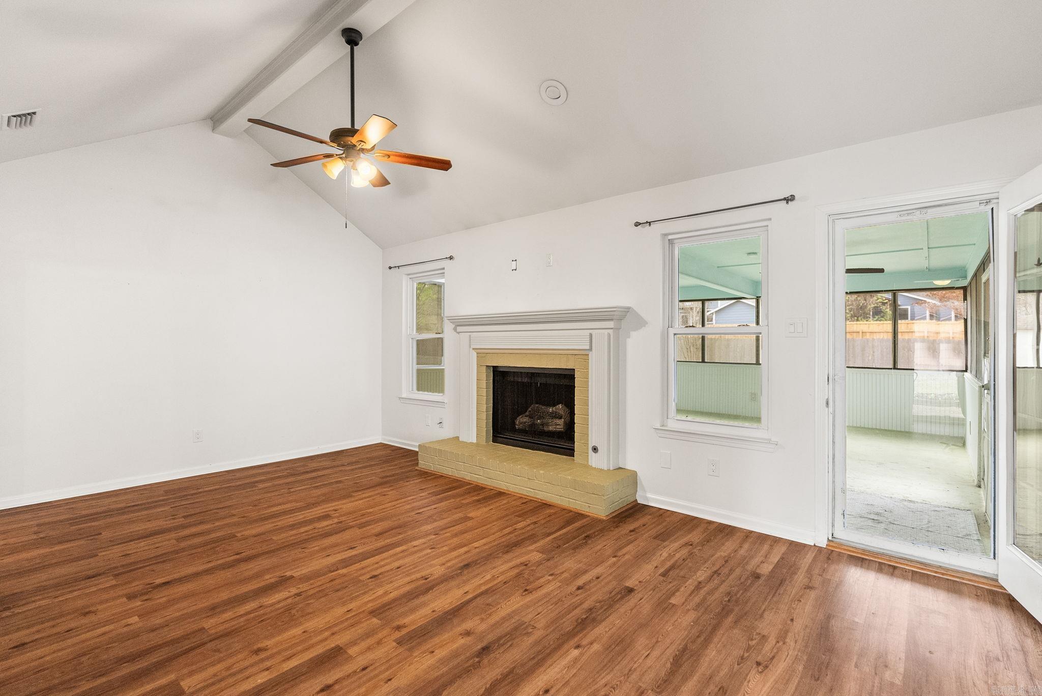 ROLLING OAKS - Residential