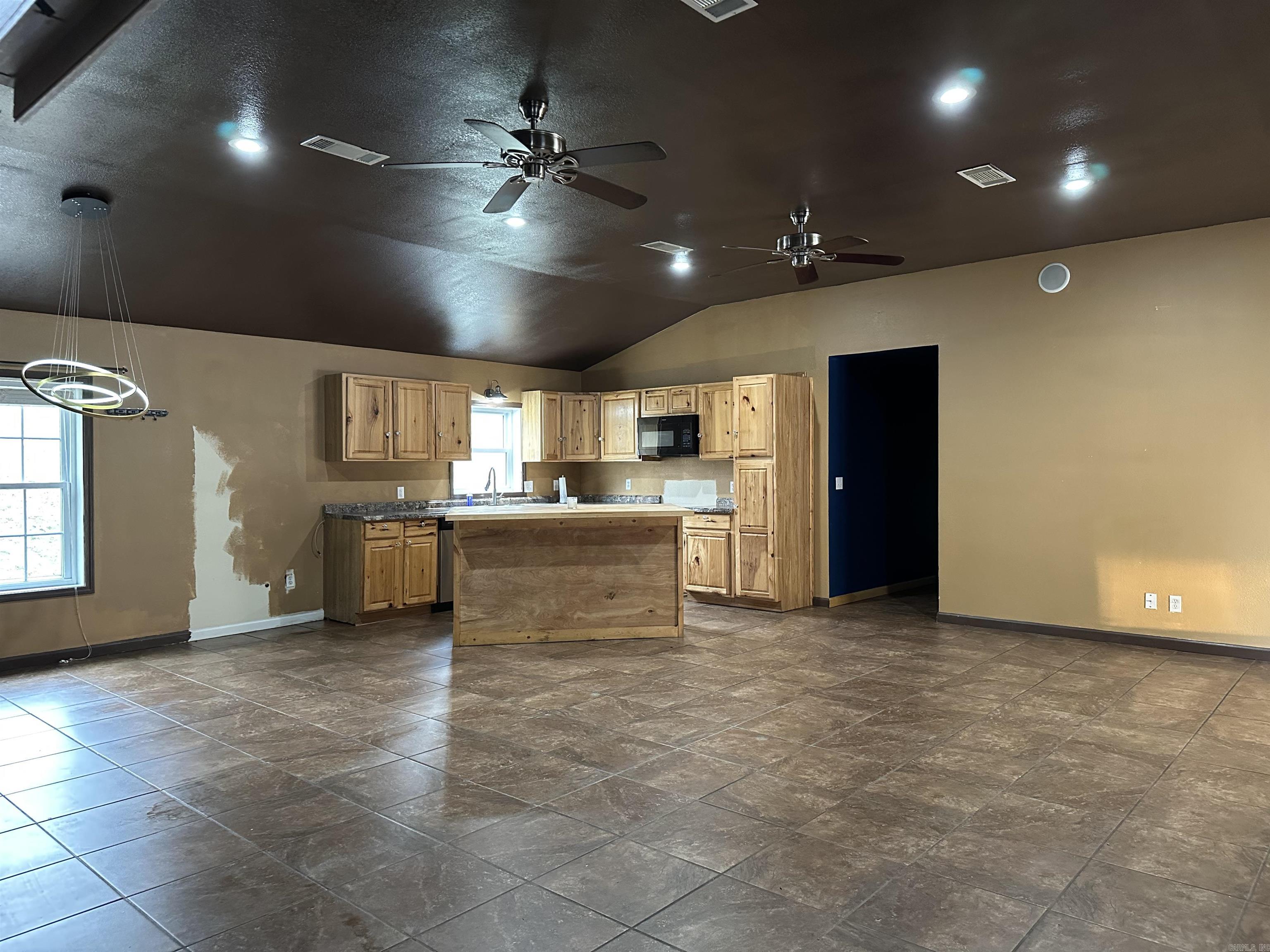 GRANDSTAFFS LAKE LOTS - Residential