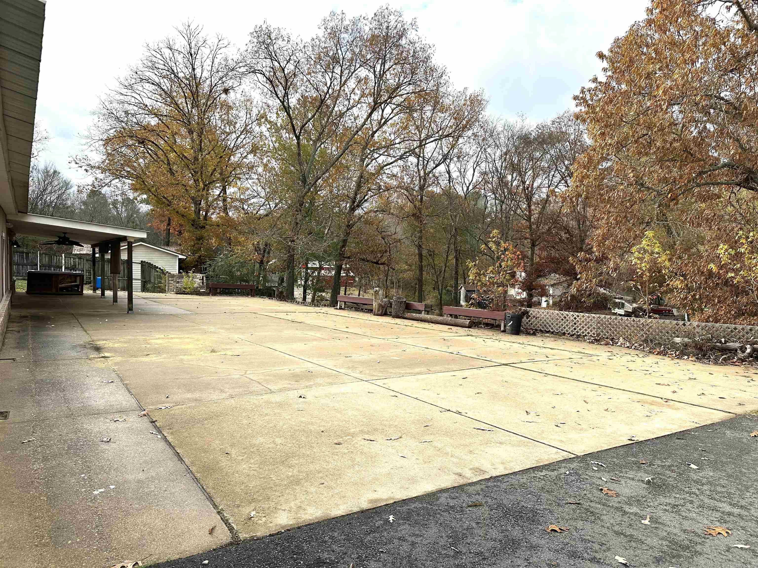 GRANDSTAFFS LAKE LOTS - Residential