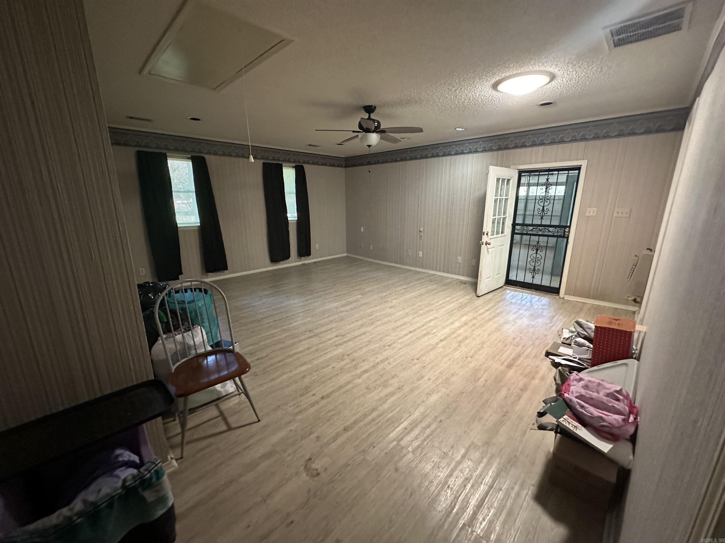 TURTLE CREEK - Residential