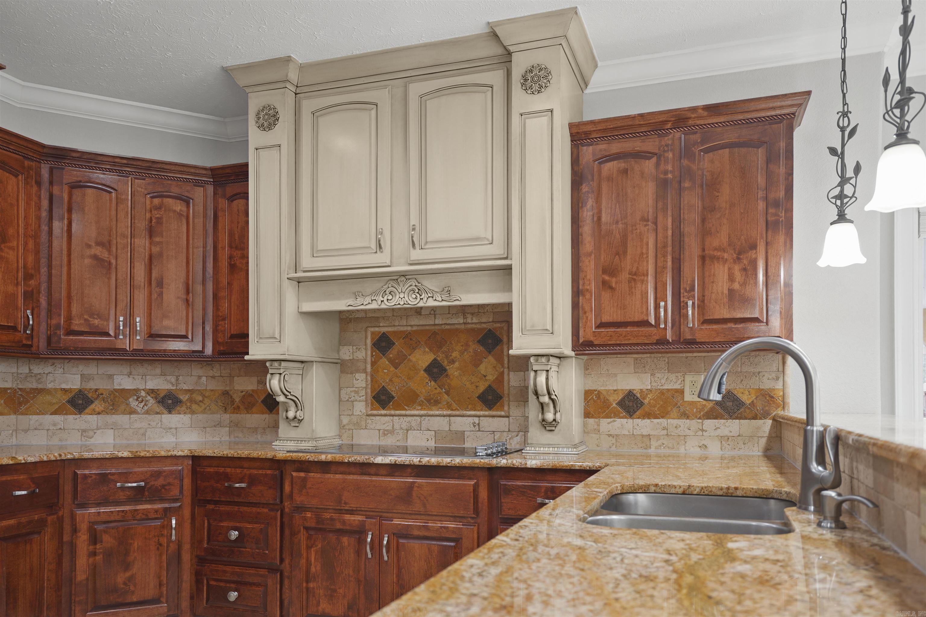 TREASURE HILL - Residential