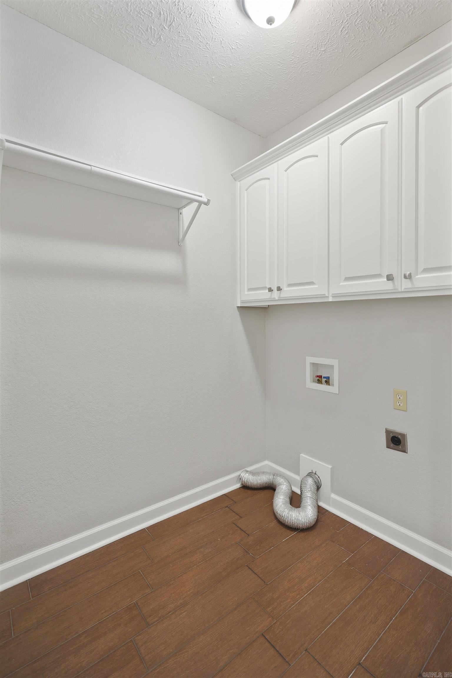 TREASURE HILL - Residential