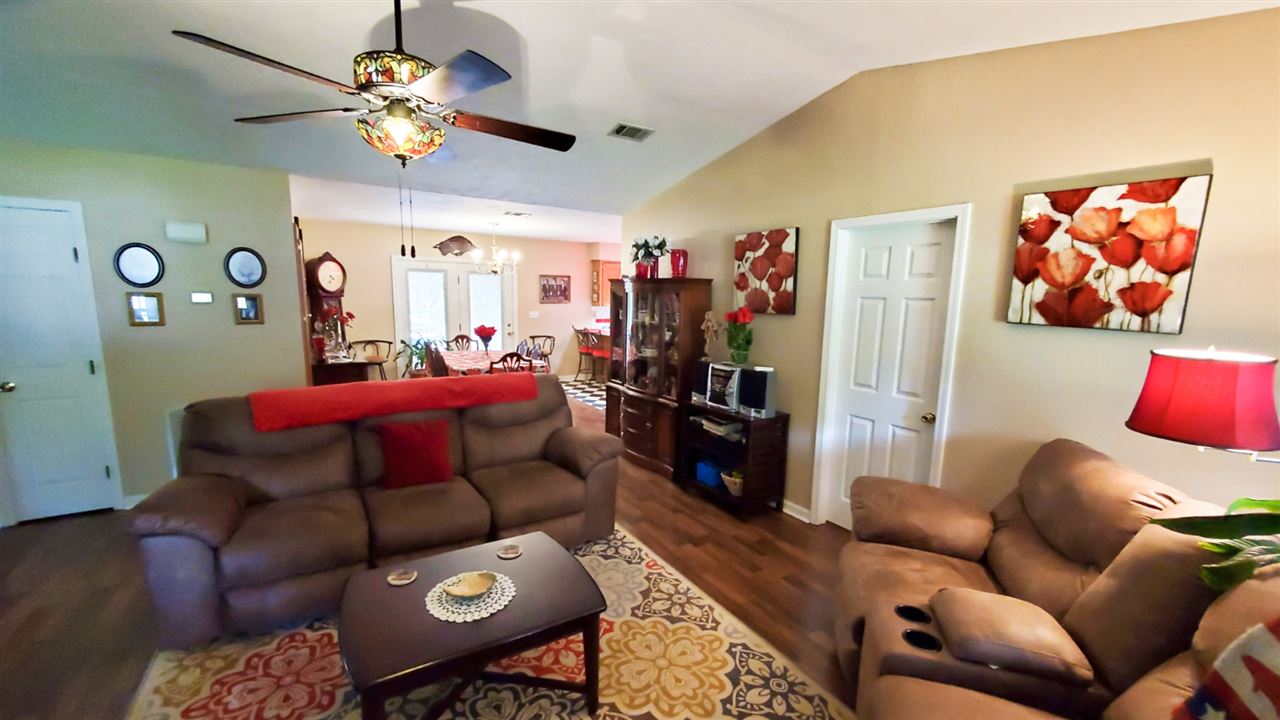 ARROWHEAD VILLAGE - Residential