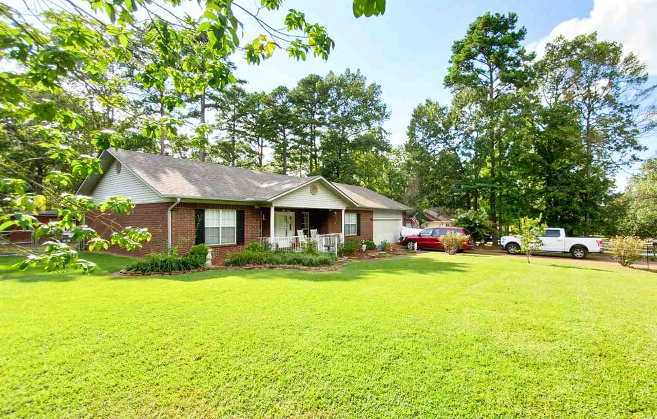 ARROWHEAD VILLAGE - Residential