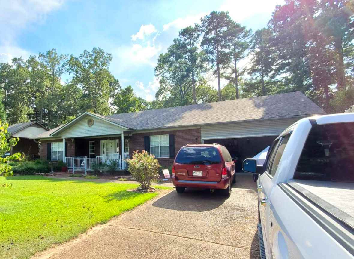 ARROWHEAD VILLAGE - Residential