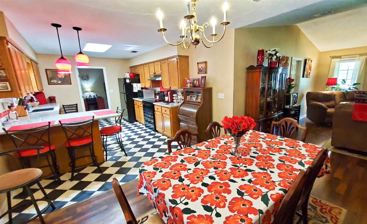 ARROWHEAD VILLAGE - Residential