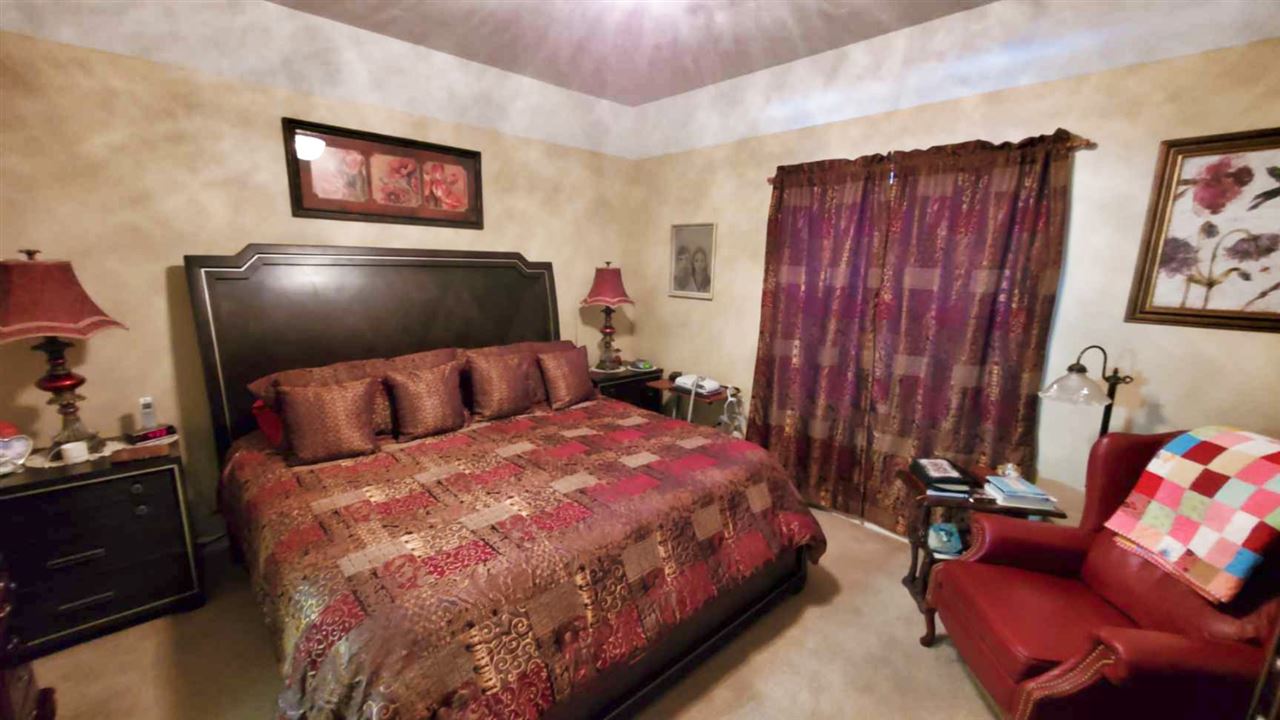 ARROWHEAD VILLAGE - Residential