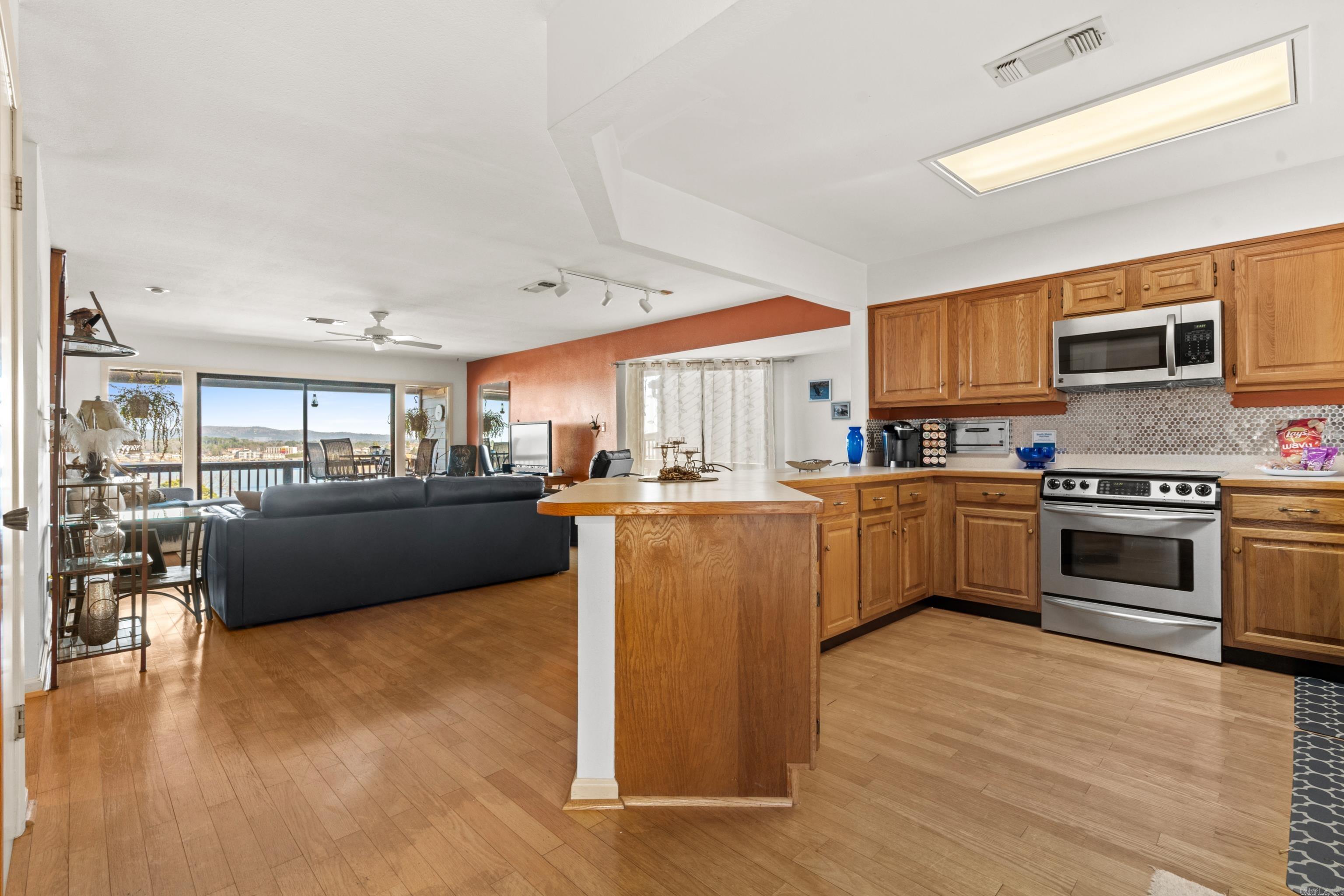 SOUTH SHORE HPR - Residential