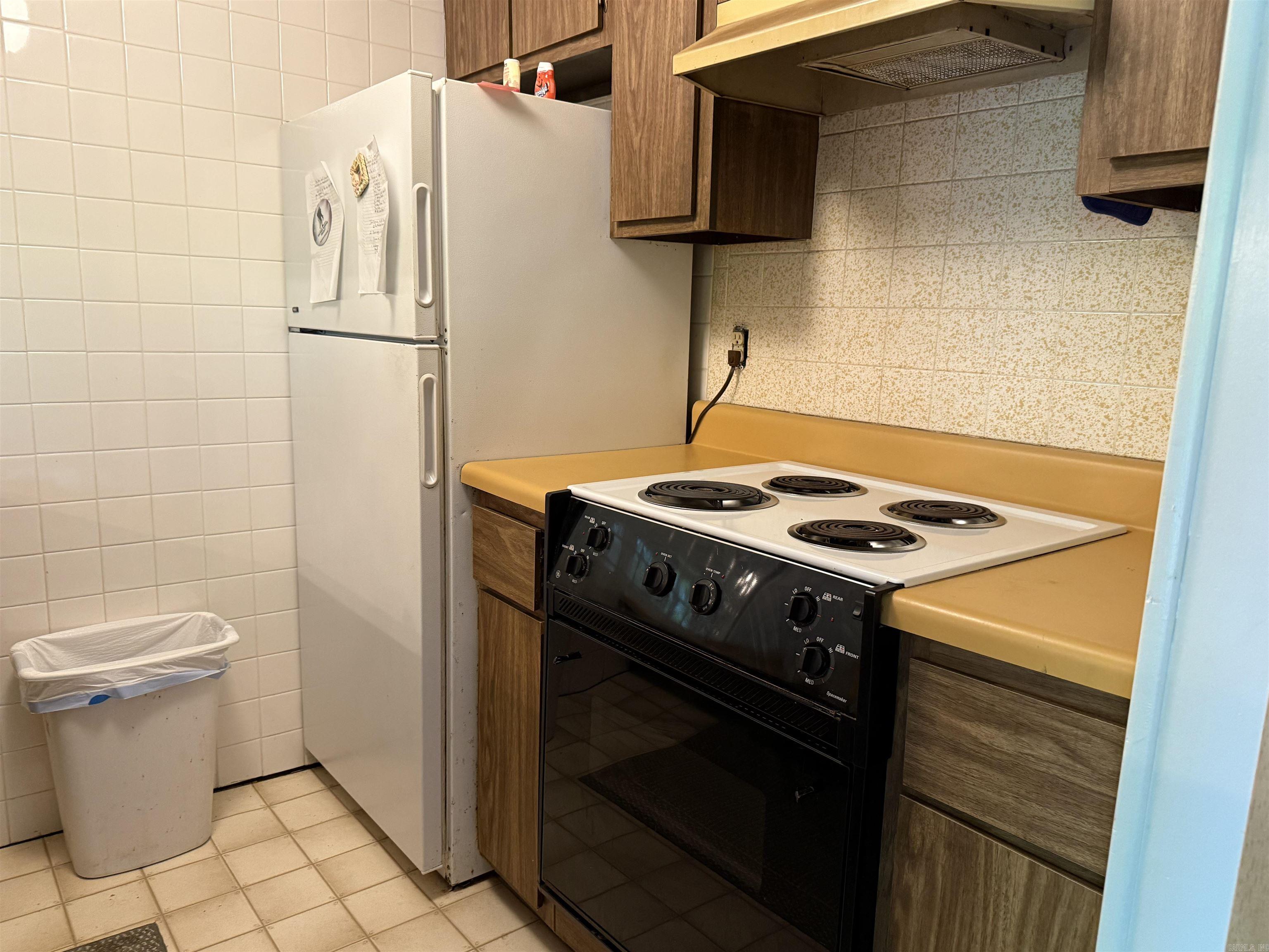 CHELSEA HEIGHTS CONDO - Residential
