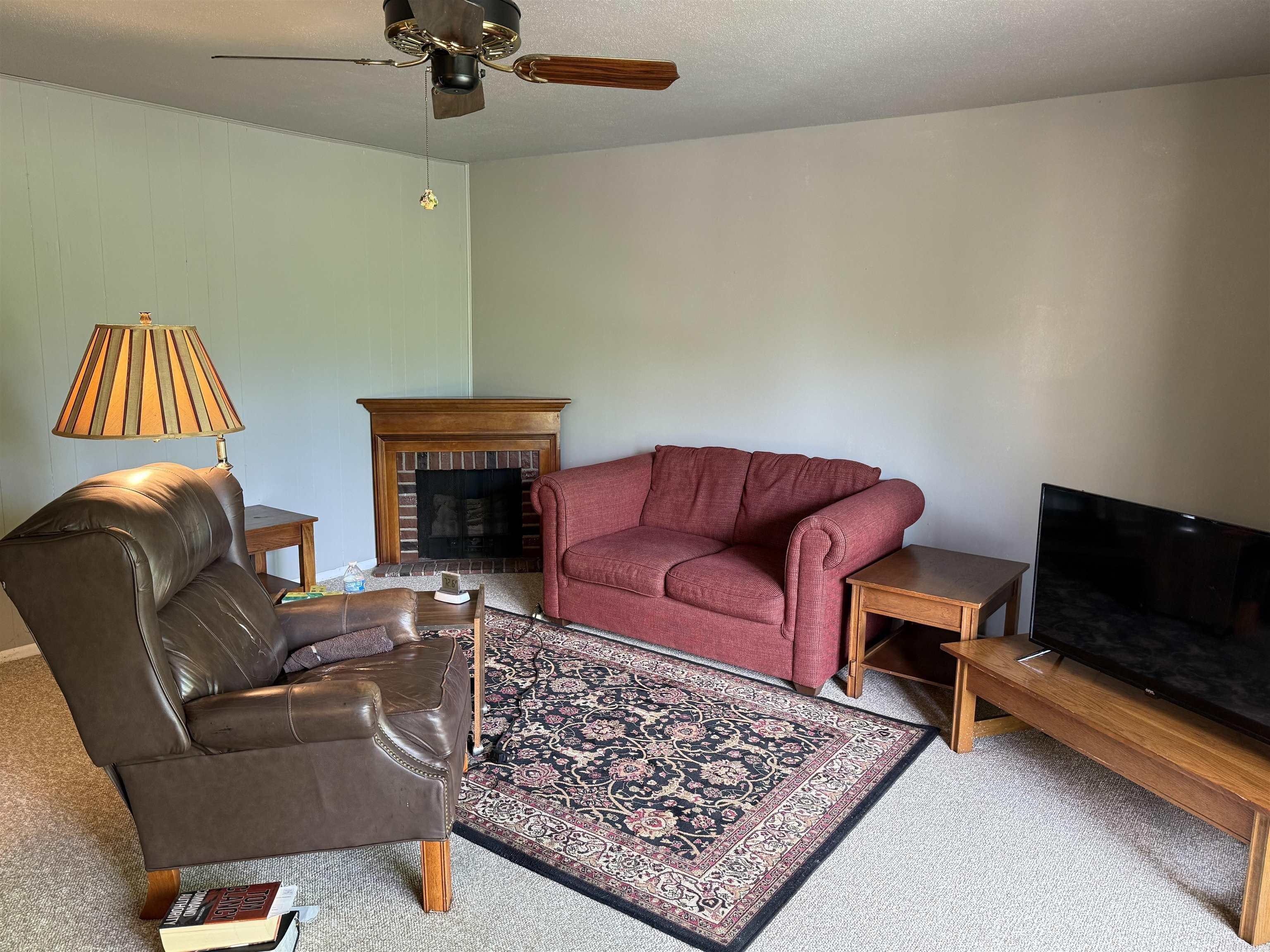 CHELSEA HEIGHTS CONDO - Residential