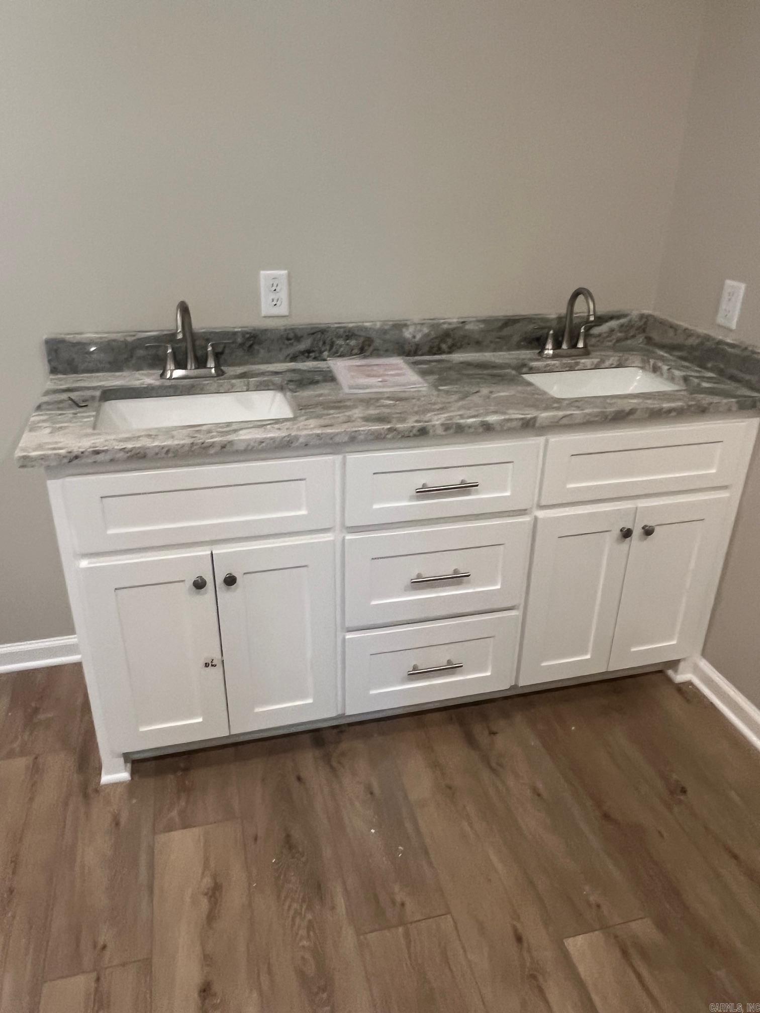 PINECROFT - Residential