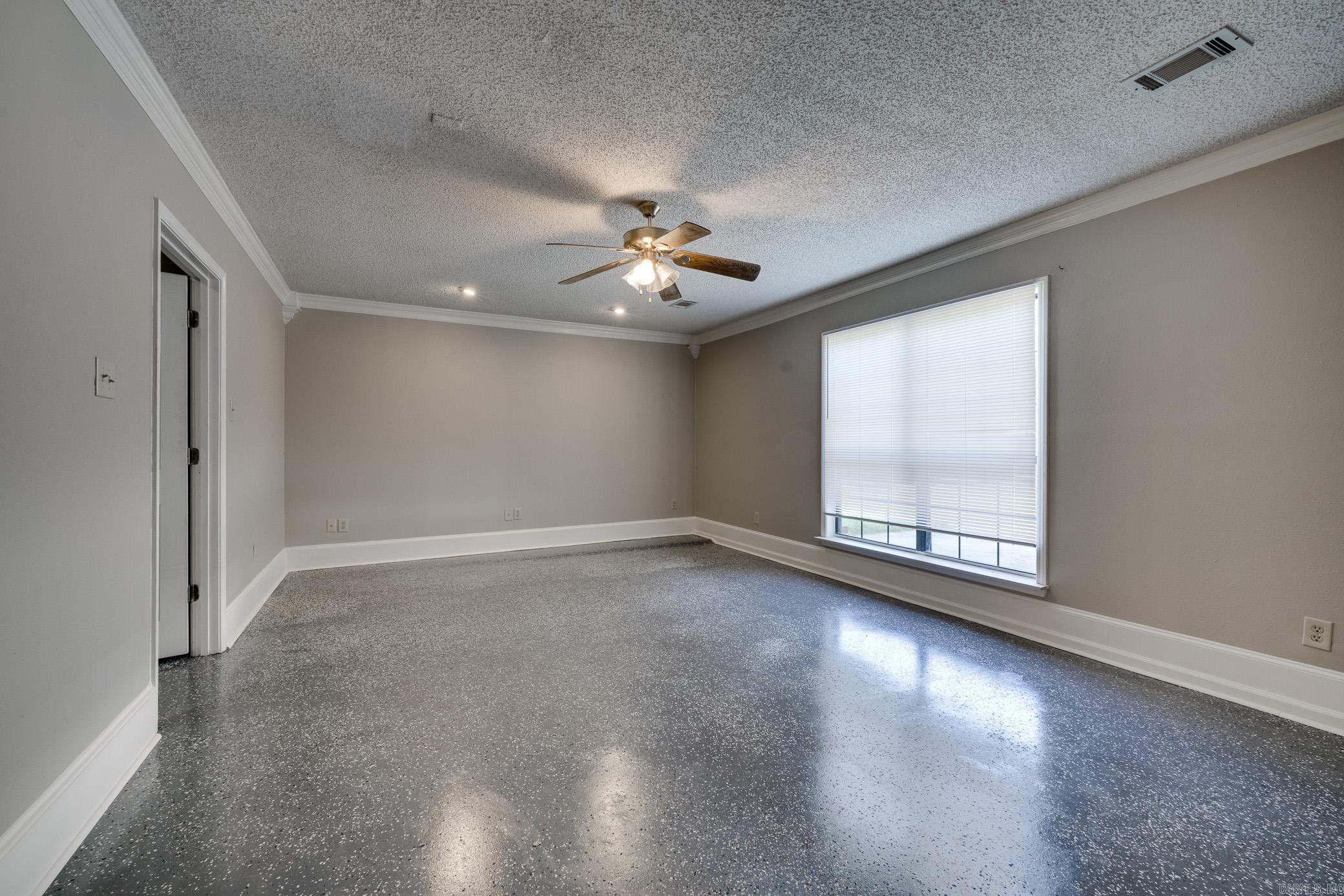 Pickwicket Corner - Residential