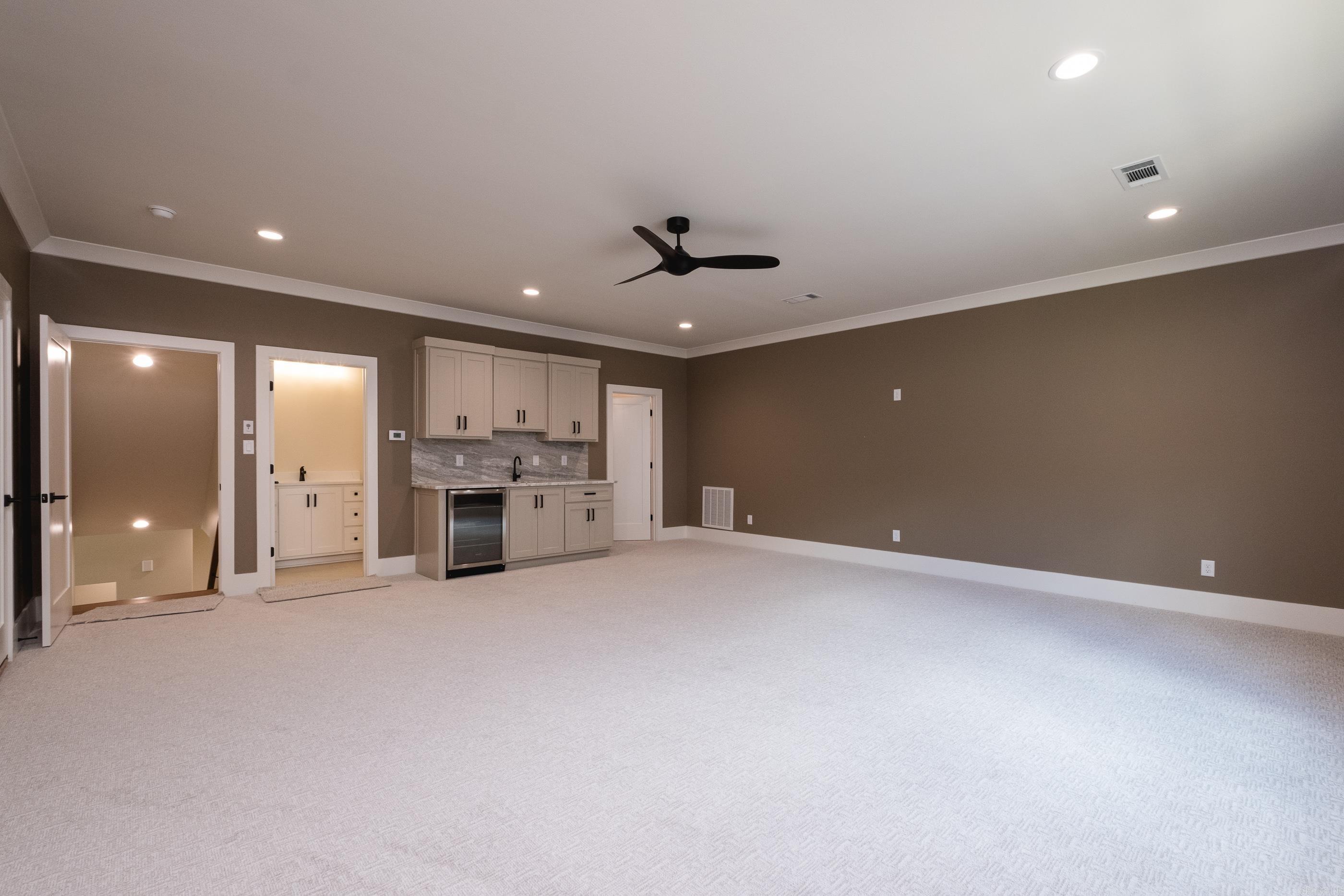 CHENAL VALLEY ABINGTON COURT - Residential