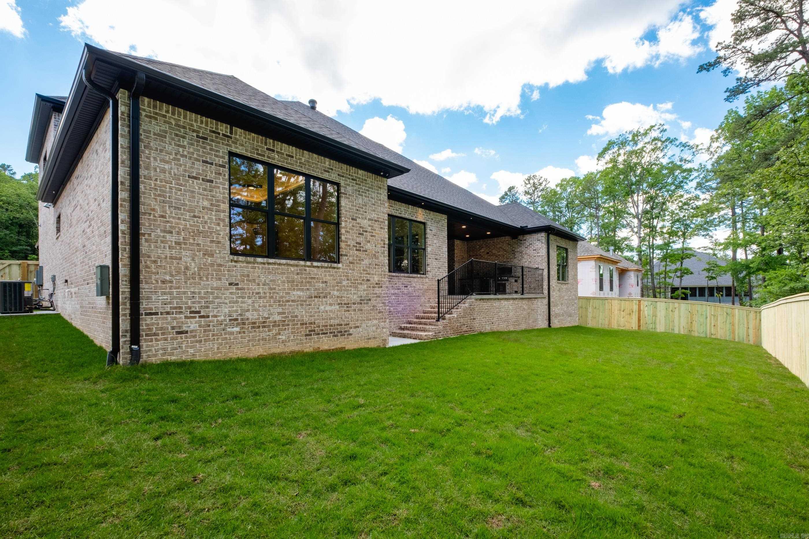 CHENAL VALLEY ABINGTON COURT - Residential