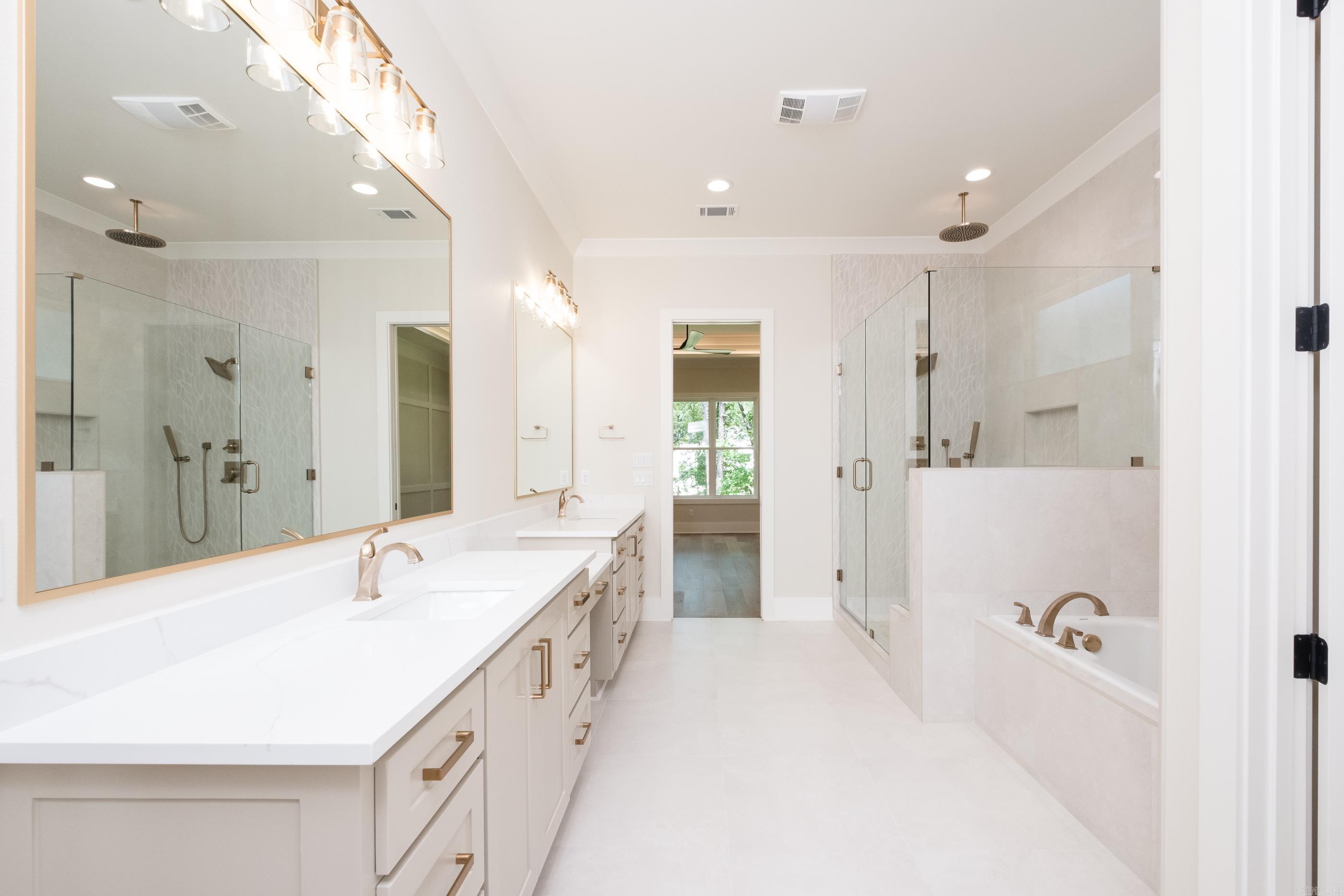 CHENAL VALLEY ABINGTON COURT - Residential