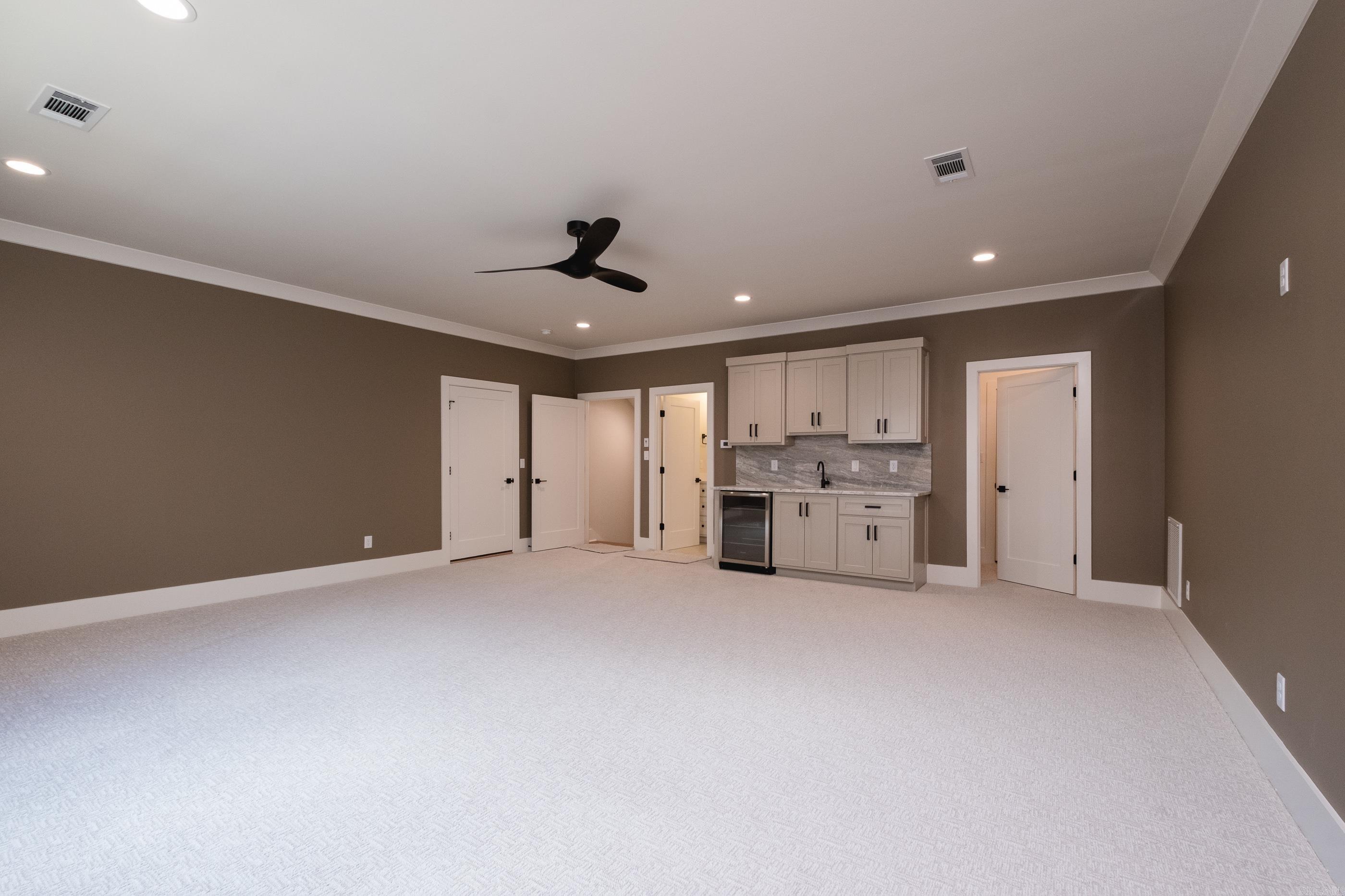 CHENAL VALLEY ABINGTON COURT - Residential