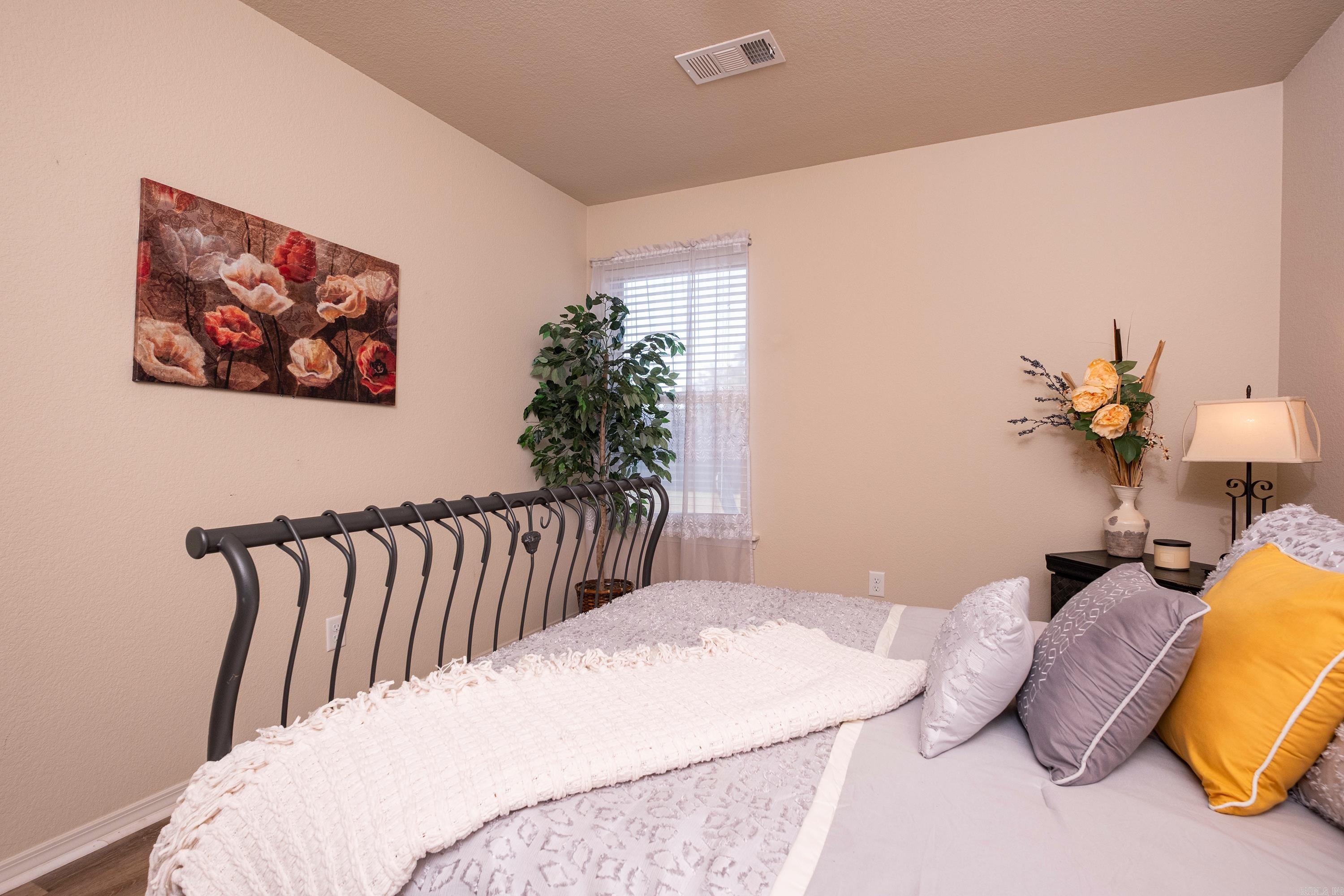 PARKWAY MEADOWS - Residential