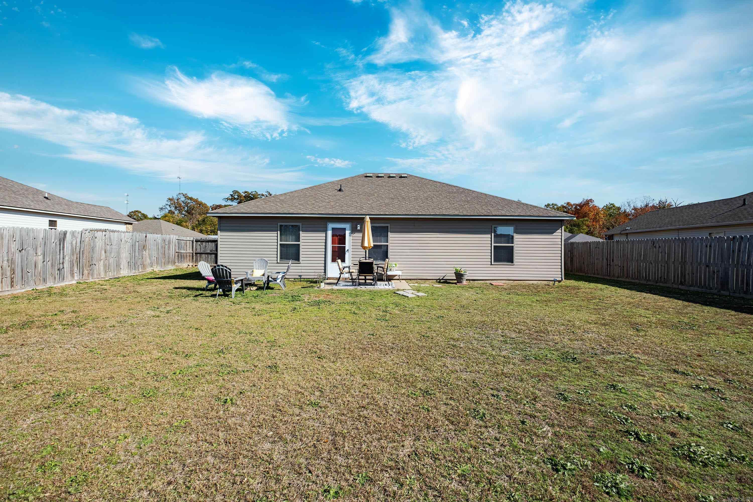 PARKWAY MEADOWS - Residential