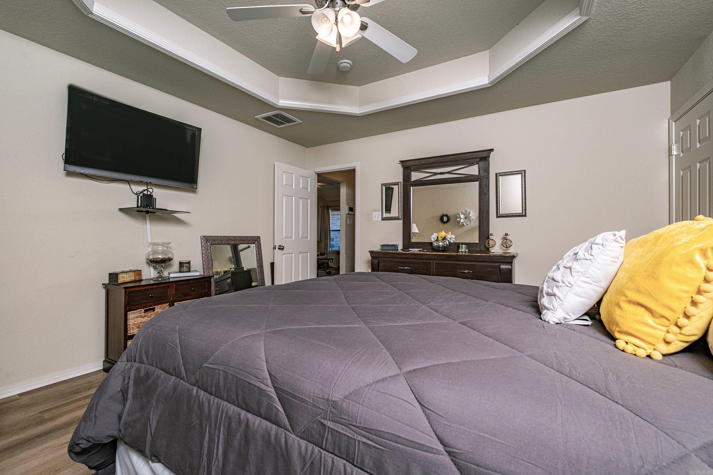 PARKWAY MEADOWS - Residential