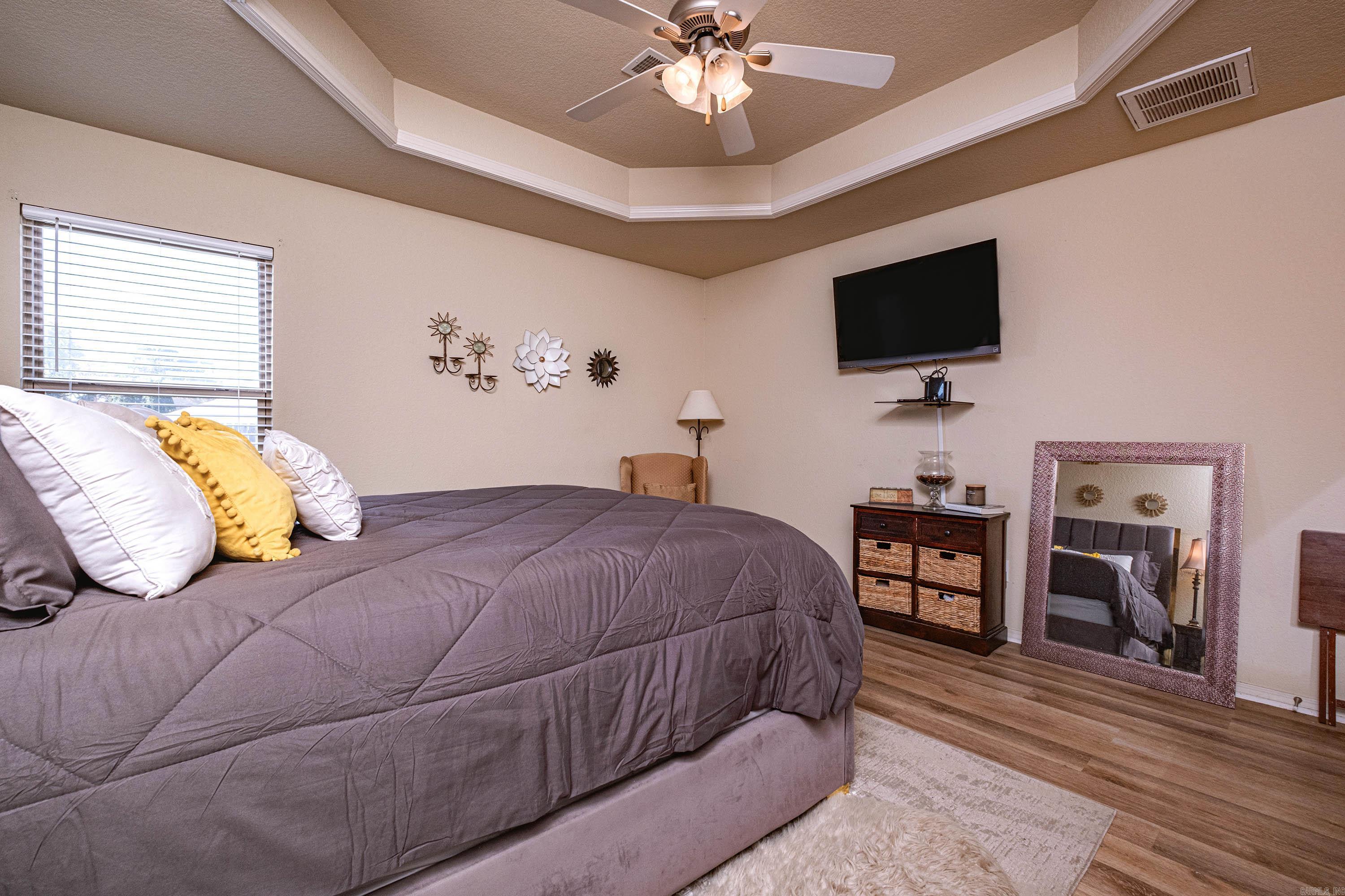 PARKWAY MEADOWS - Residential