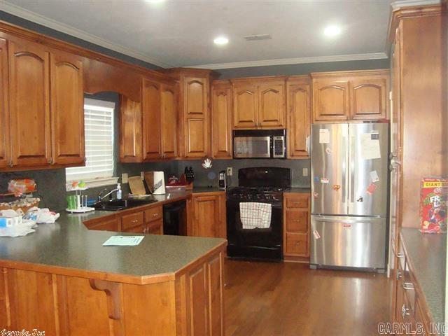 Derden Estates - Residential Lease