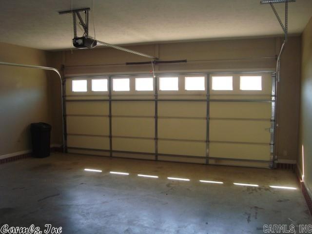 Derden Estates - Residential Lease