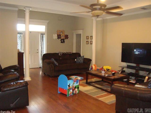 Derden Estates - Residential Lease