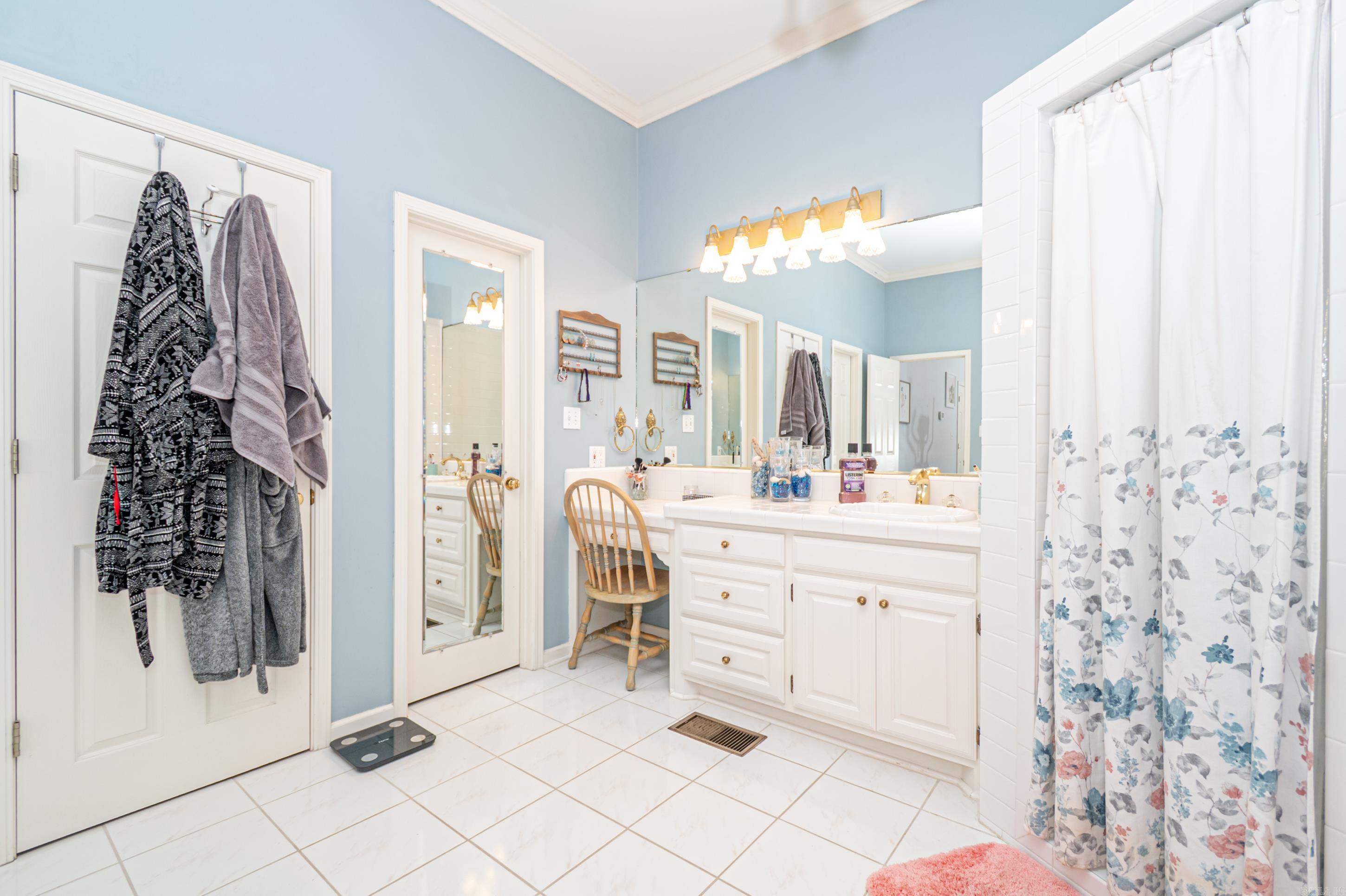 TIMBERLANE PLACE UNIT 2 - Residential