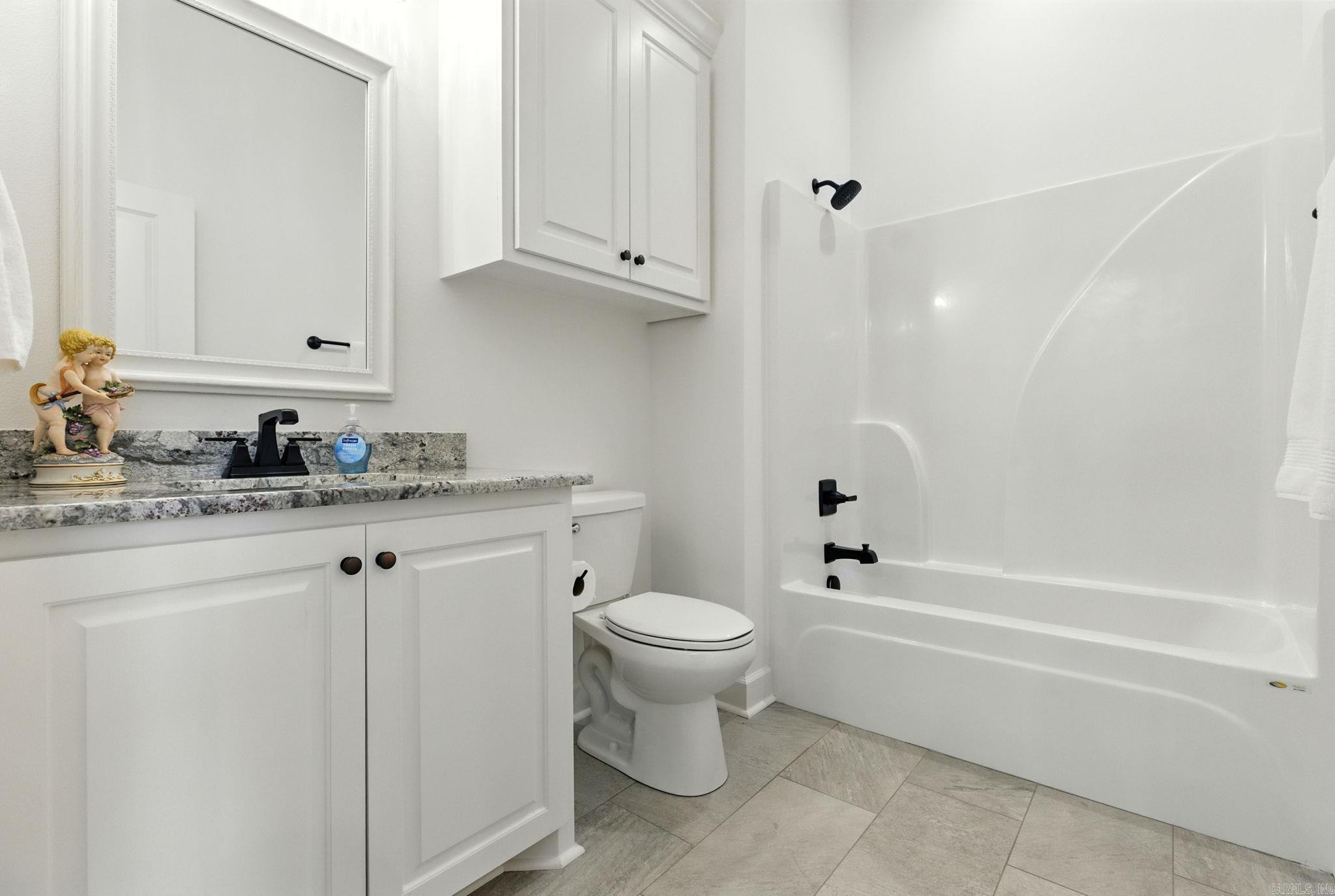 OAKDALE ESTATES - Residential