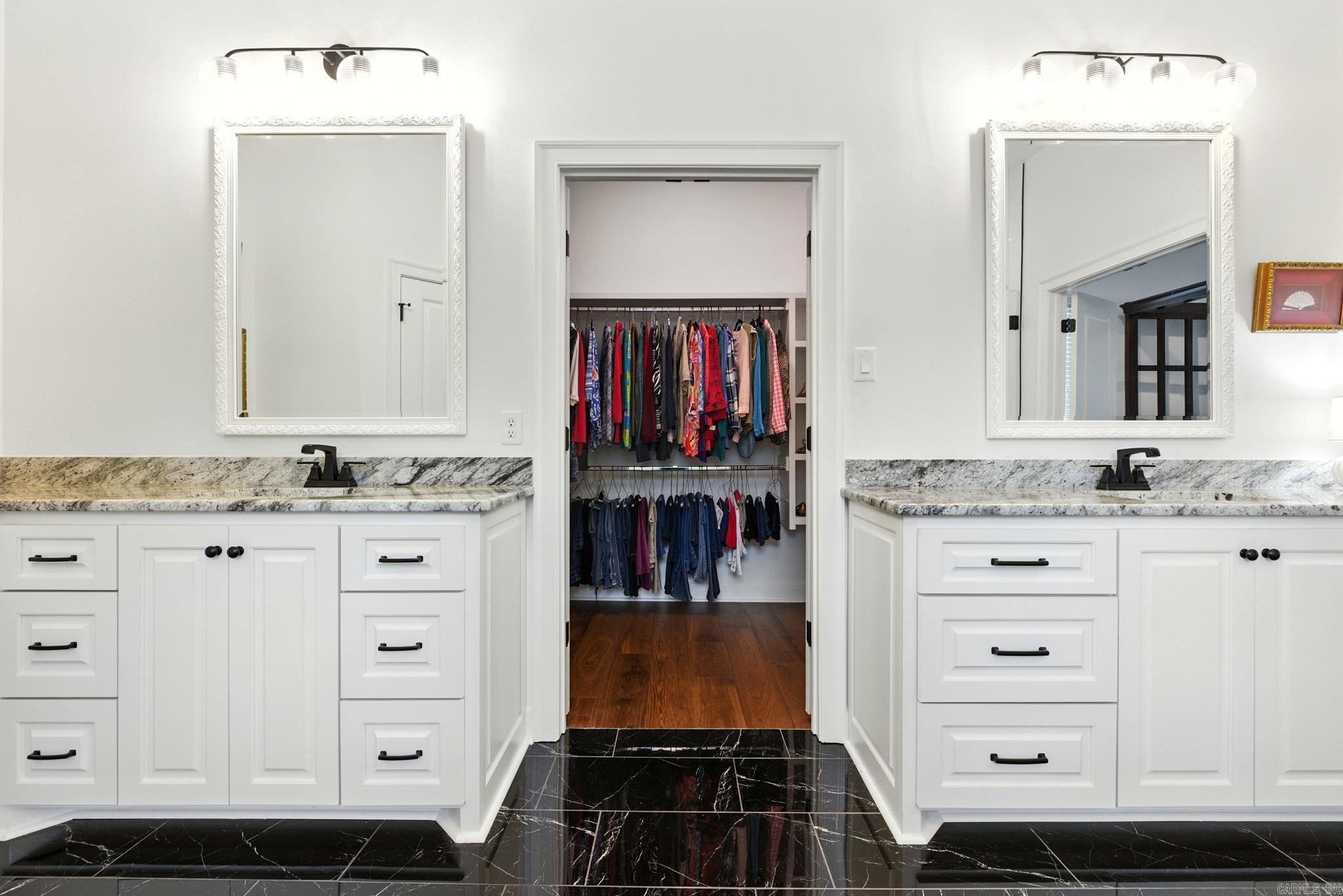 OAKDALE ESTATES - Residential