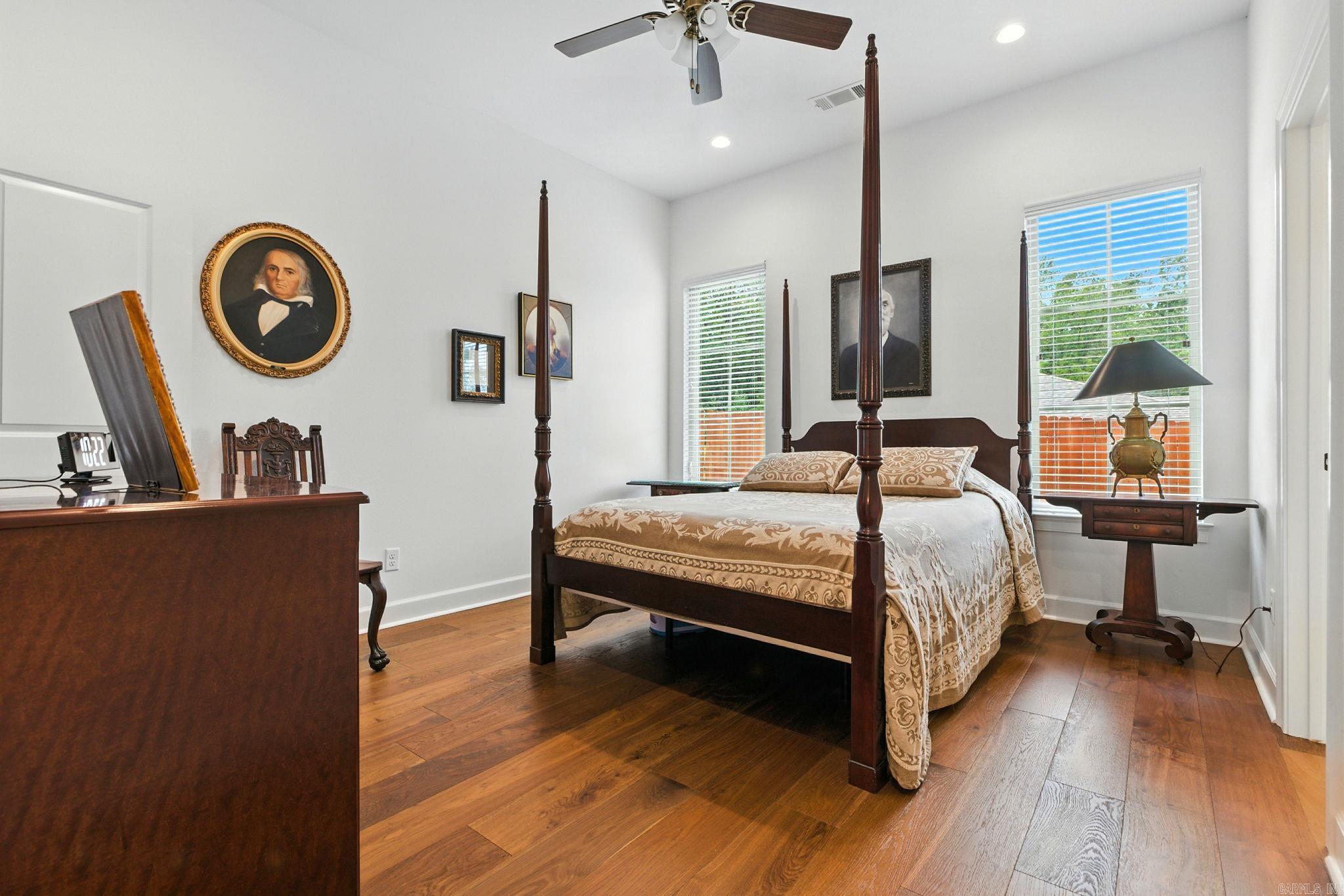 OAKDALE ESTATES - Residential