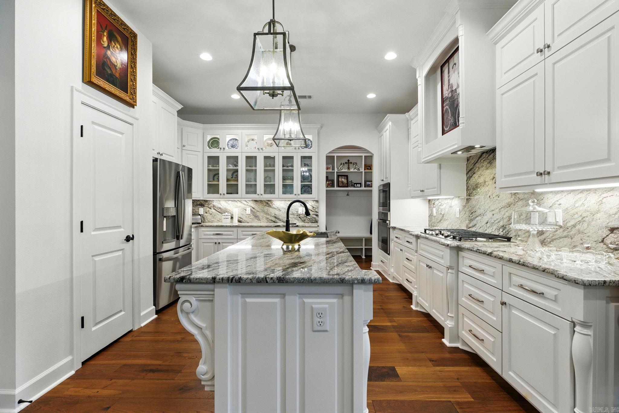 OAKDALE ESTATES - Residential