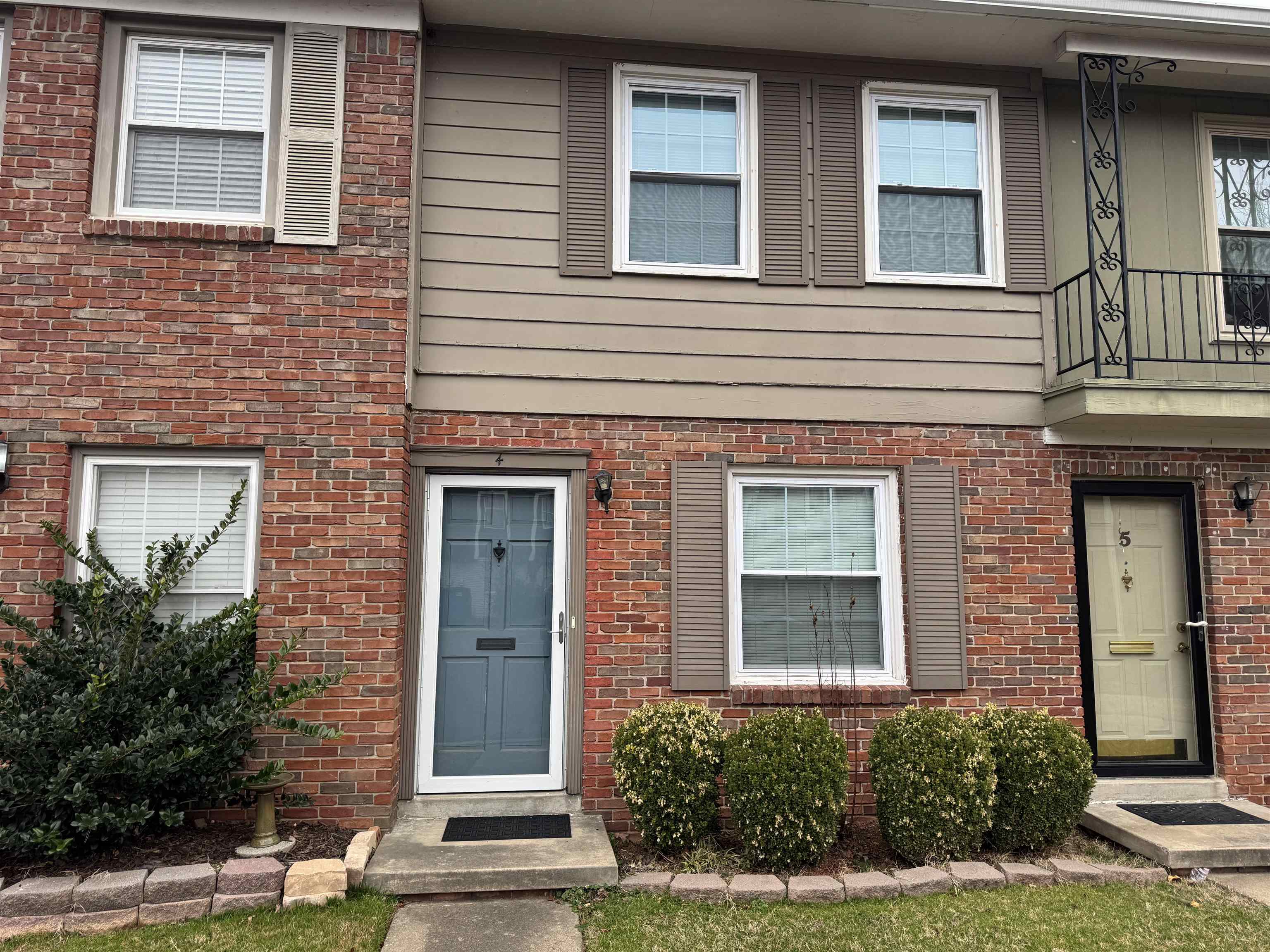 INVESTORS! Roof is covered by condo fees. Apt 6 is also listed. Great, central location. Tenant occupied - DO NOT DISTURB TENANT. Tenant is in a lease and not scheduled to move at this time. AGENTS SEE REMARKS FOR TOURING INSTRUCTIONS. No seller property disclosure. Showing date subject to change based on interest. Acreage was determined by using lot dimensions. No seller property disclosure. Owner financing available.