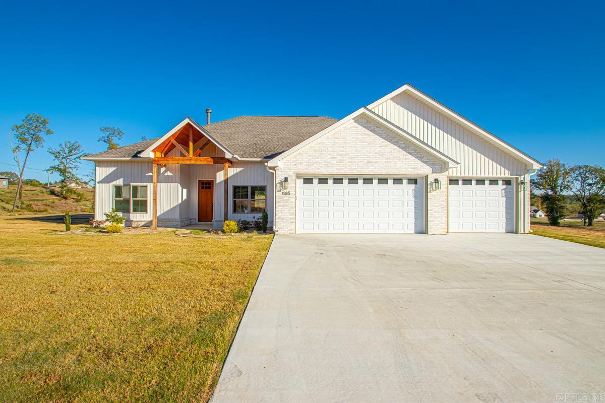 WINCHESTER ESTATES - Residential