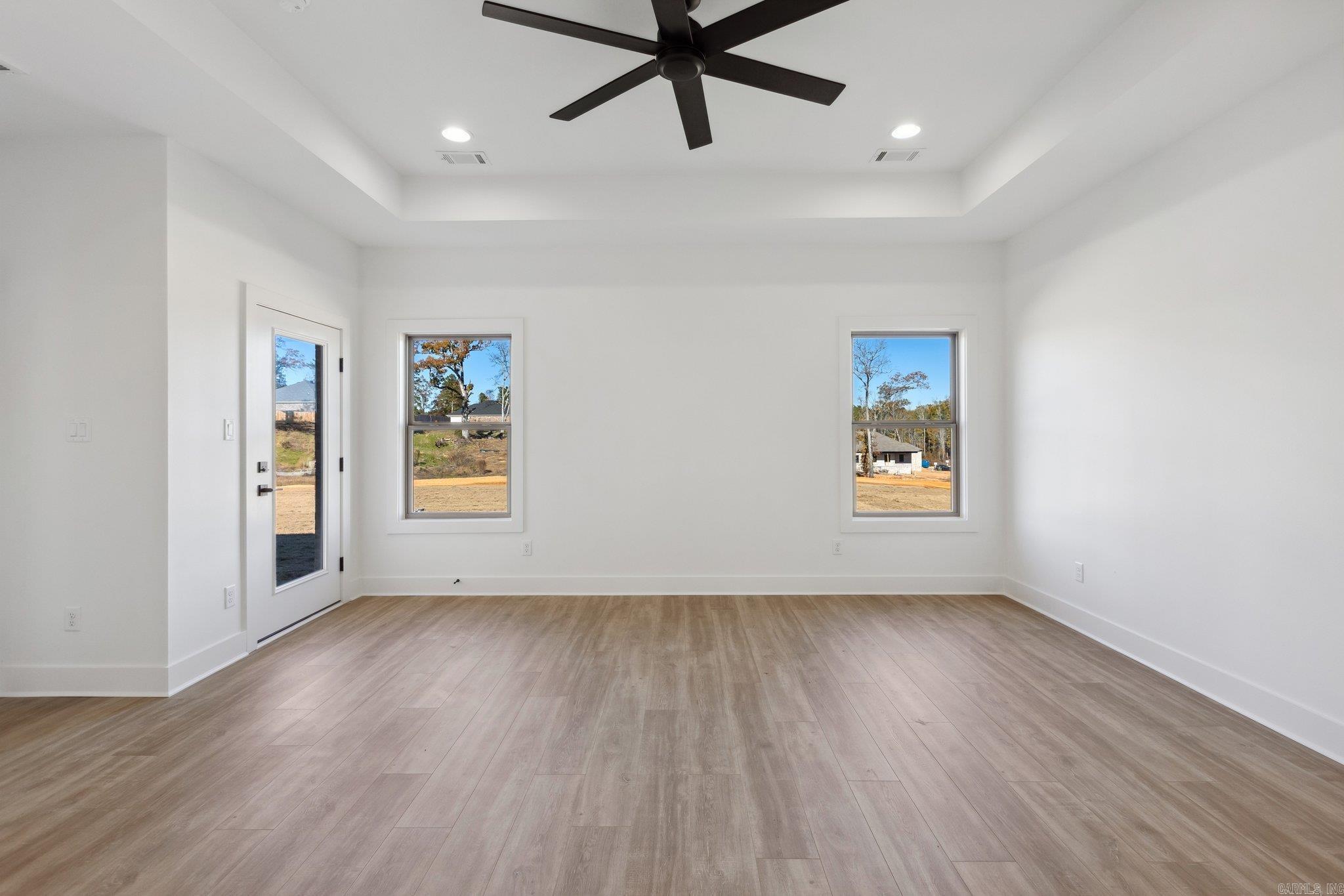 WINCHESTER ESTATES - Residential