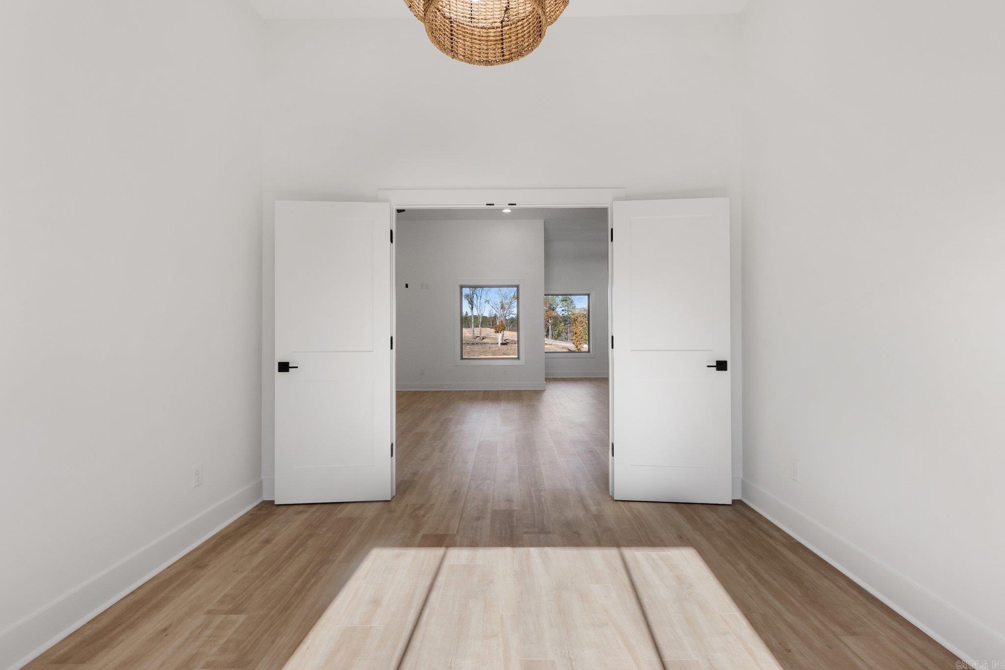 WINCHESTER ESTATES - Residential