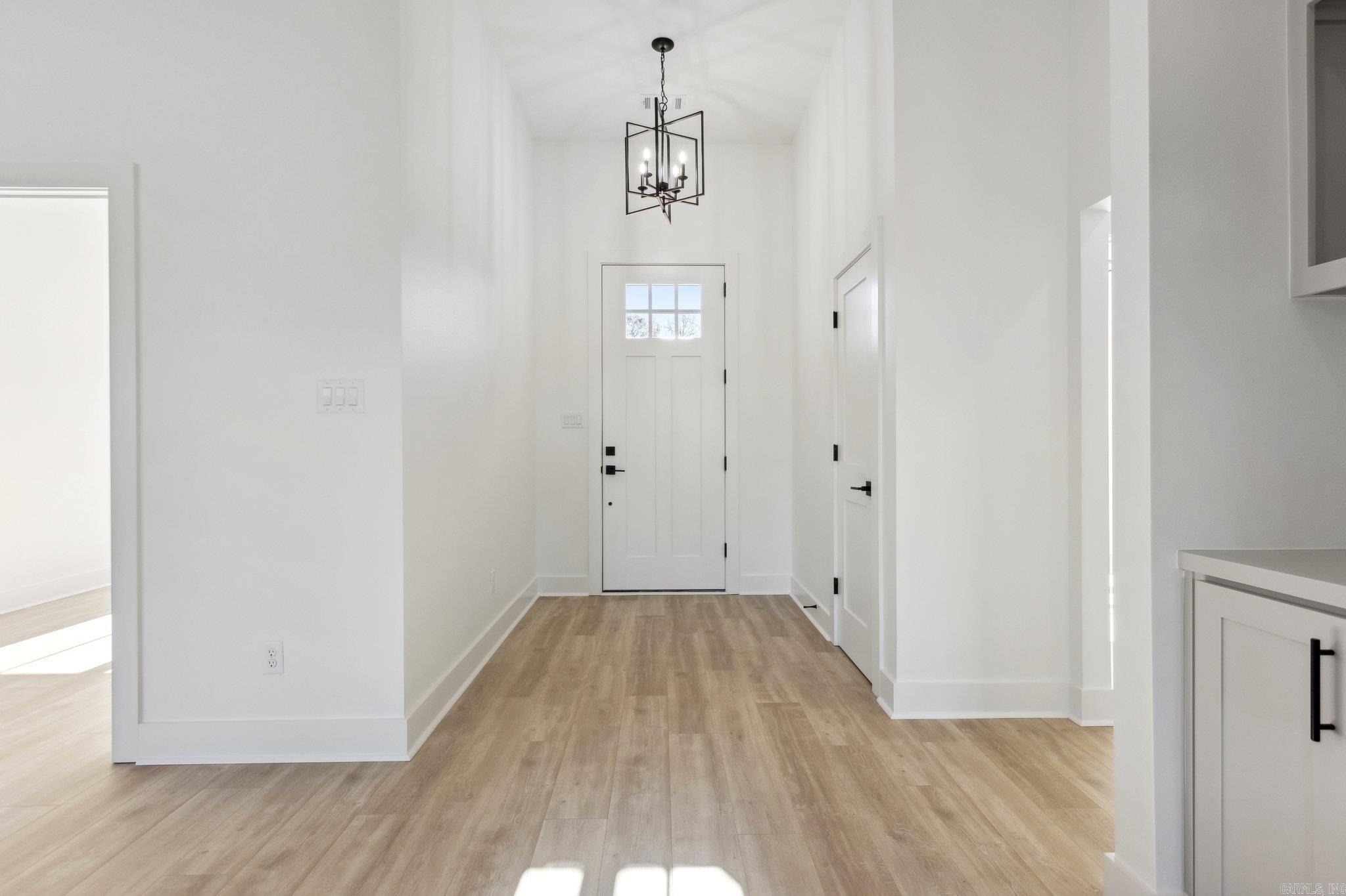 WINCHESTER ESTATES - Residential